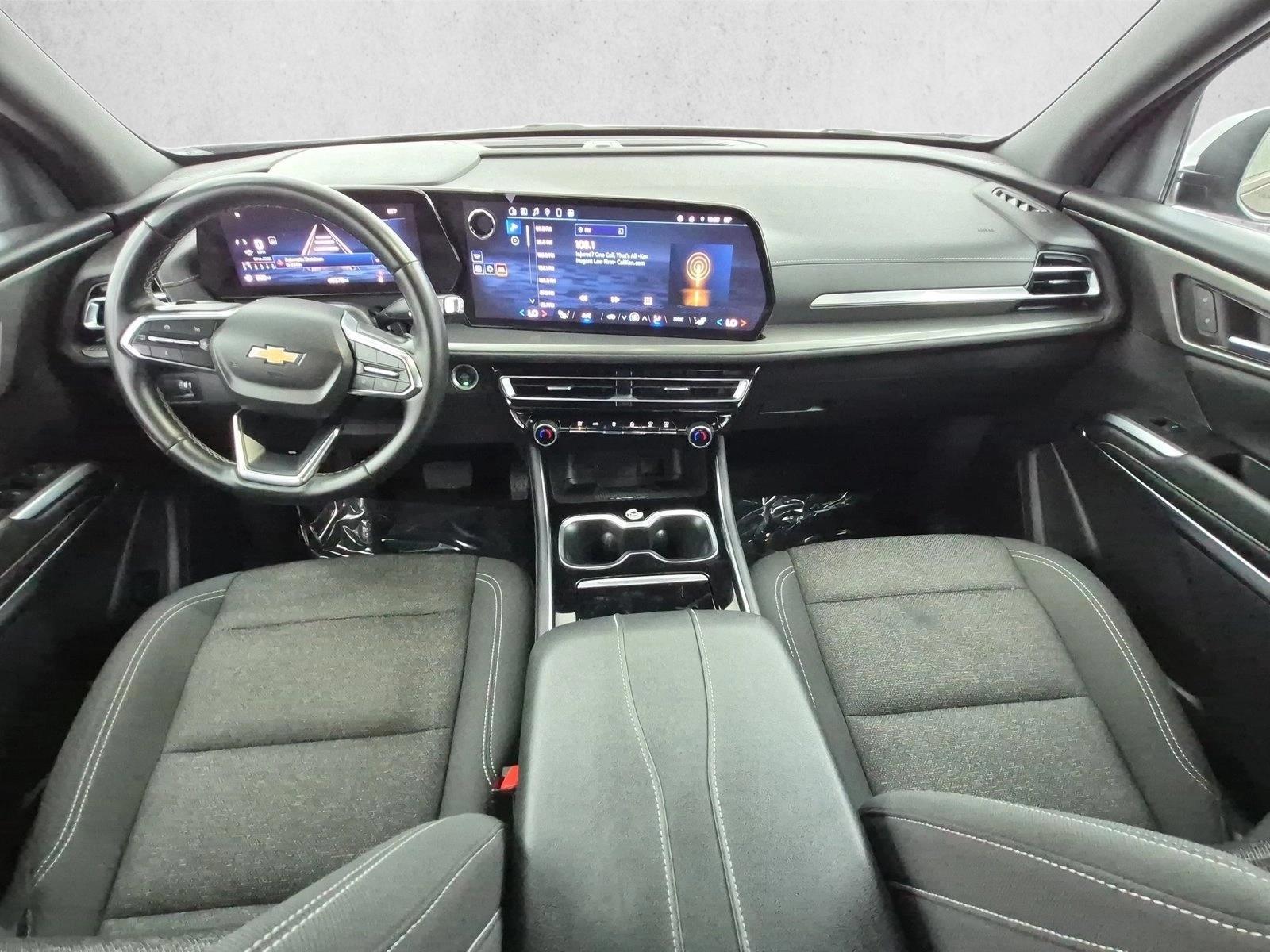 Thumbnail: 2024 Chevrolet Traverse - 3
