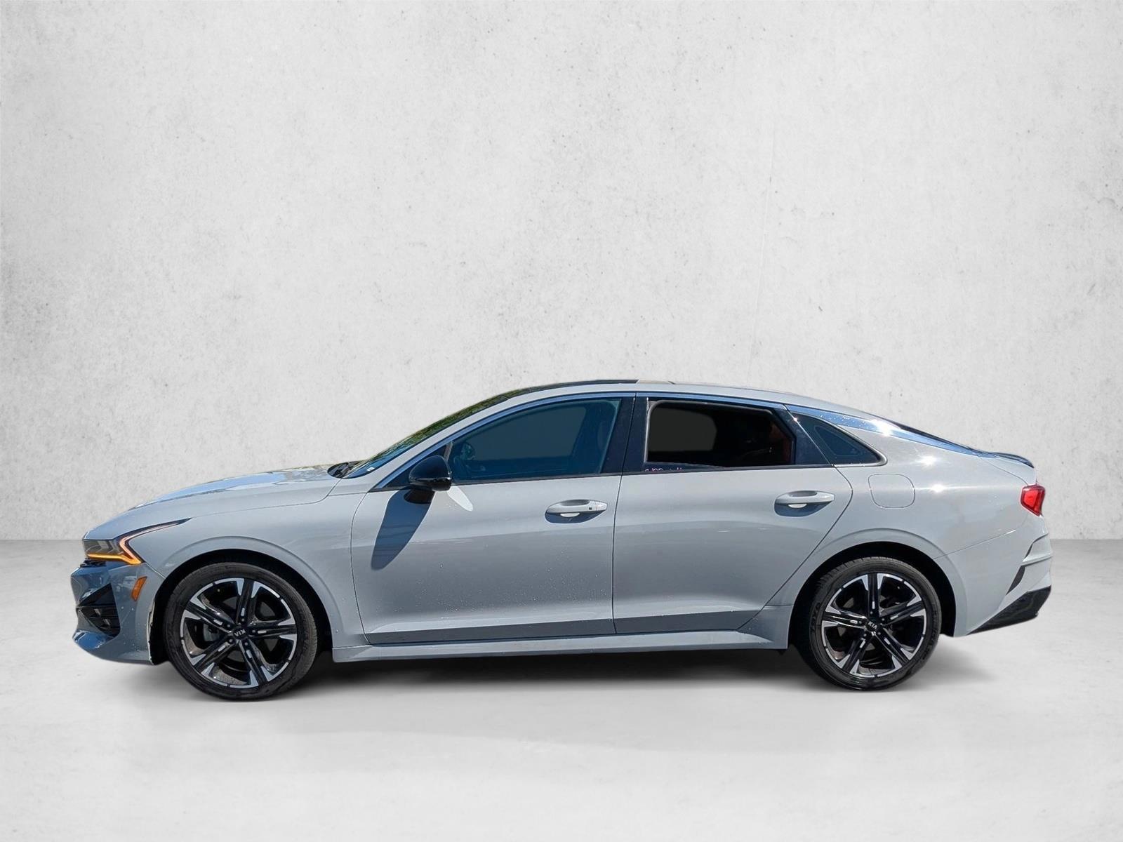 Thumbnail: 2021 Kia K5 - 2
