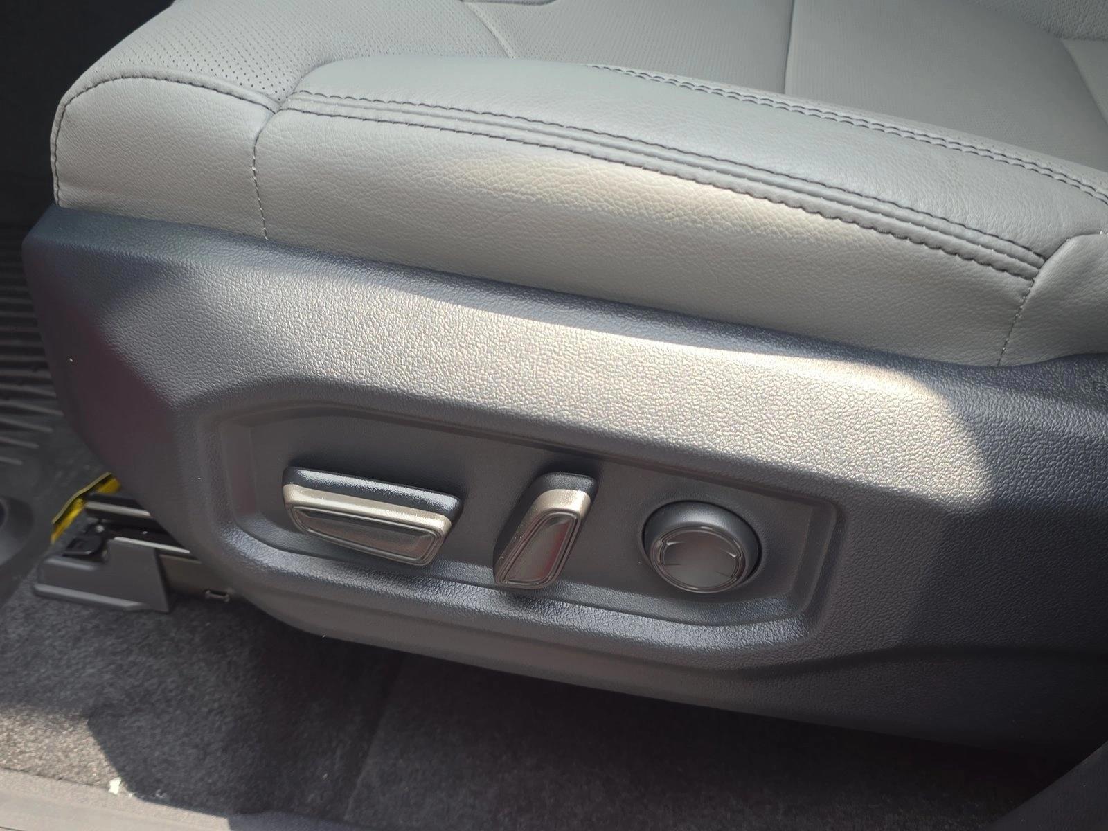 Thumbnail: 2026 Toyota Tundra - 4
