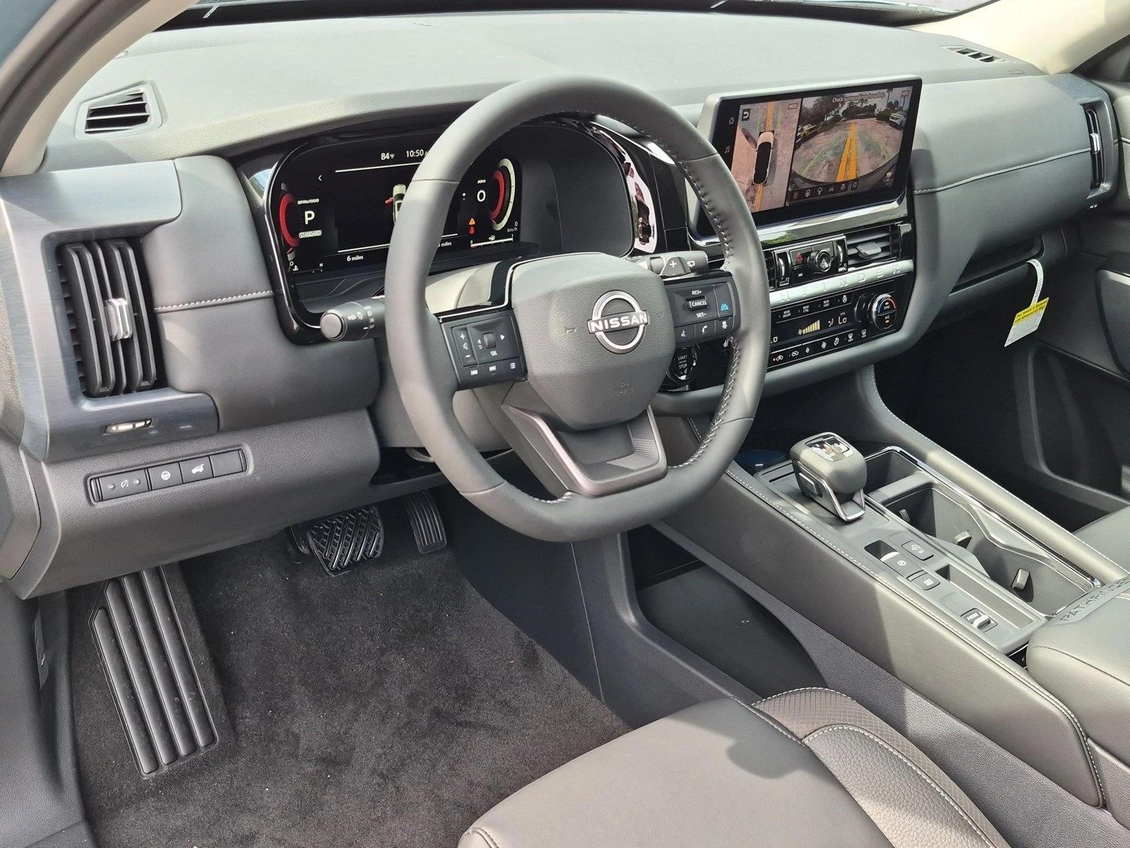 Thumbnail: 2026 Nissan Pathfinder - 3