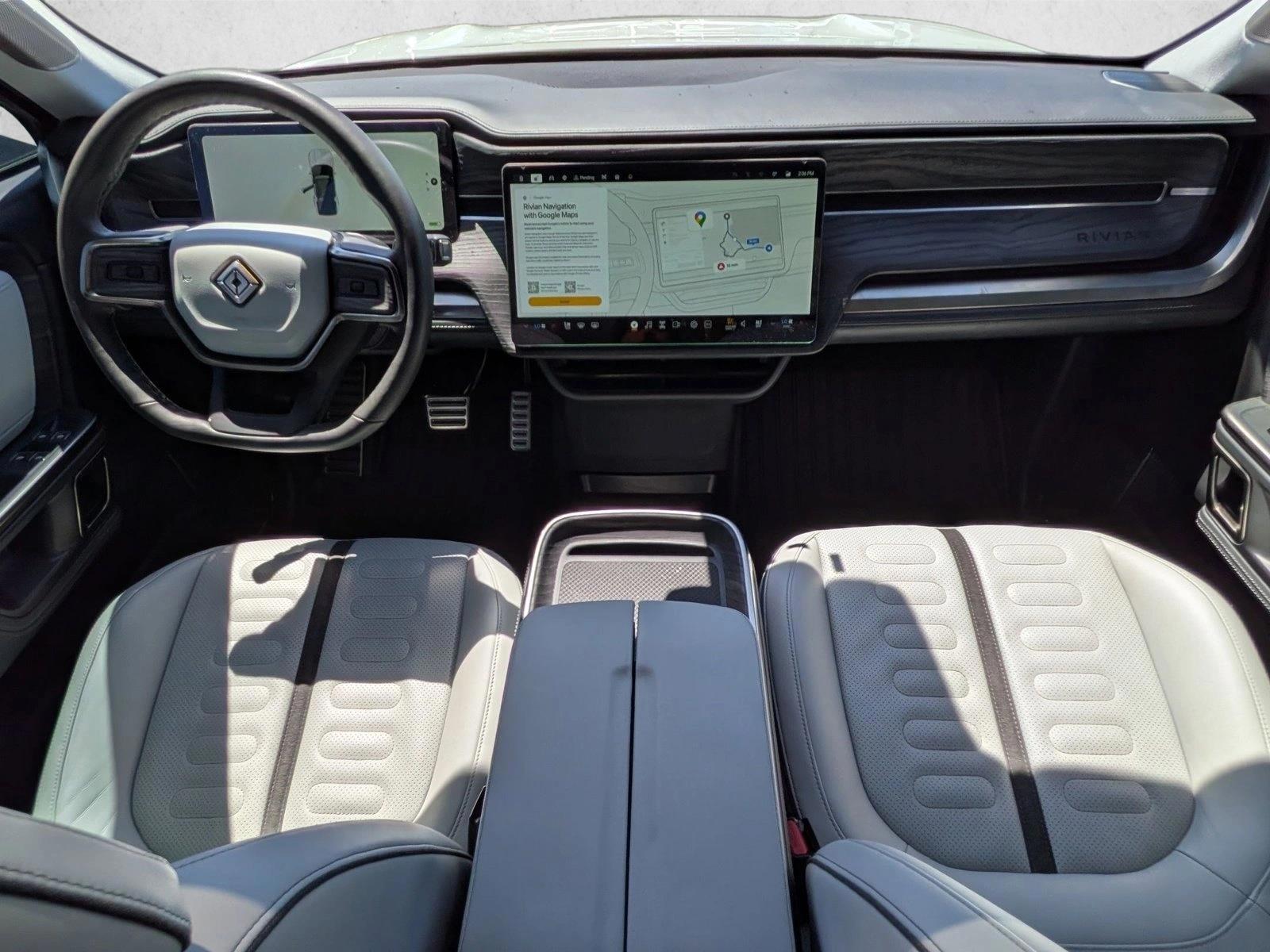 Thumbnail: 2023 Rivian R1S - 4