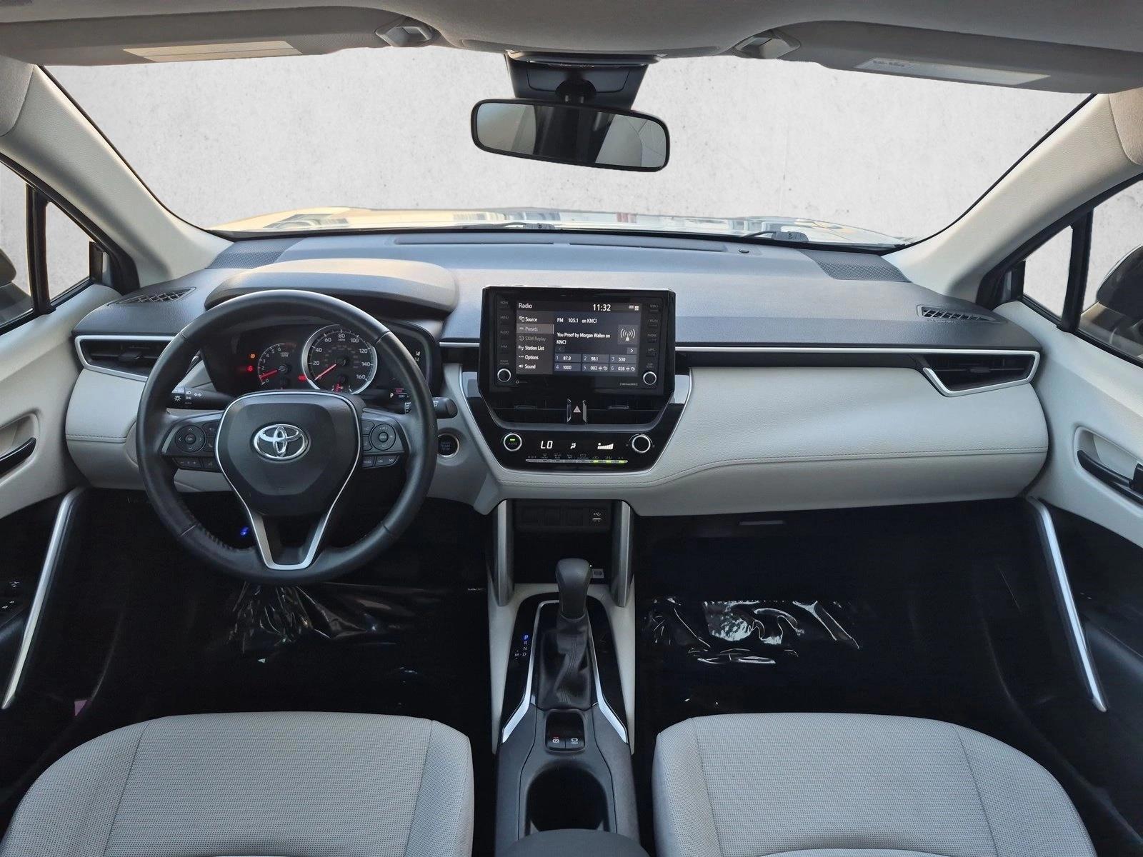 Thumbnail: 2022 Toyota Corolla Cross - 4