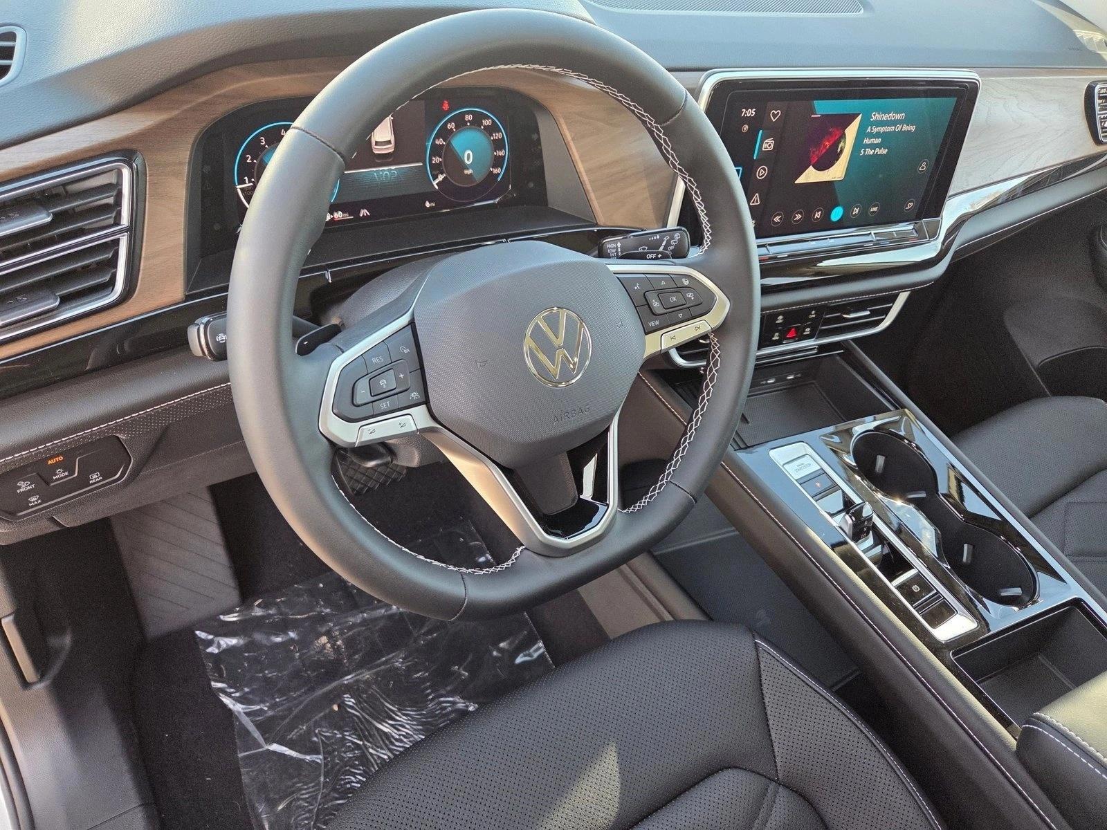Thumbnail: 2026 Volkswagen Atlas - 3
