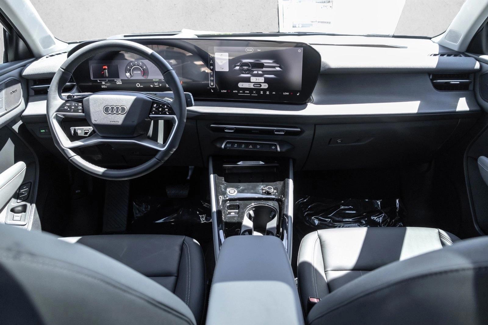 Thumbnail: 2026 Audi Q3 - 4