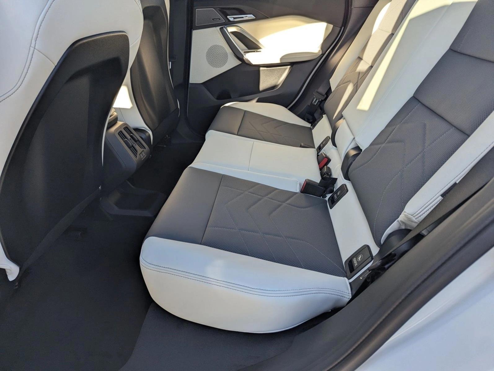 2026 BMW X1 28i - Photo 14