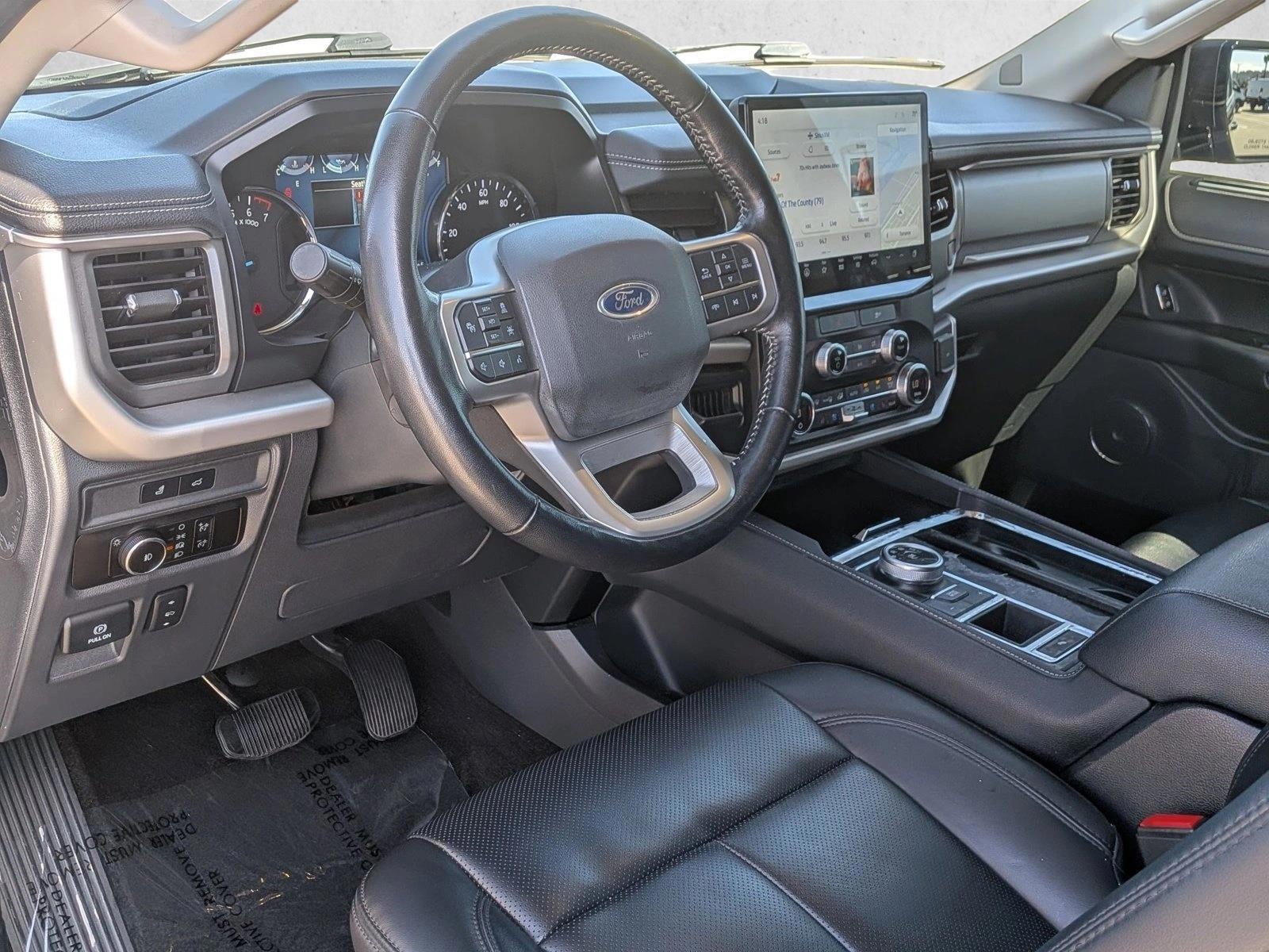 Thumbnail: 2023 Ford Expedition - 3
