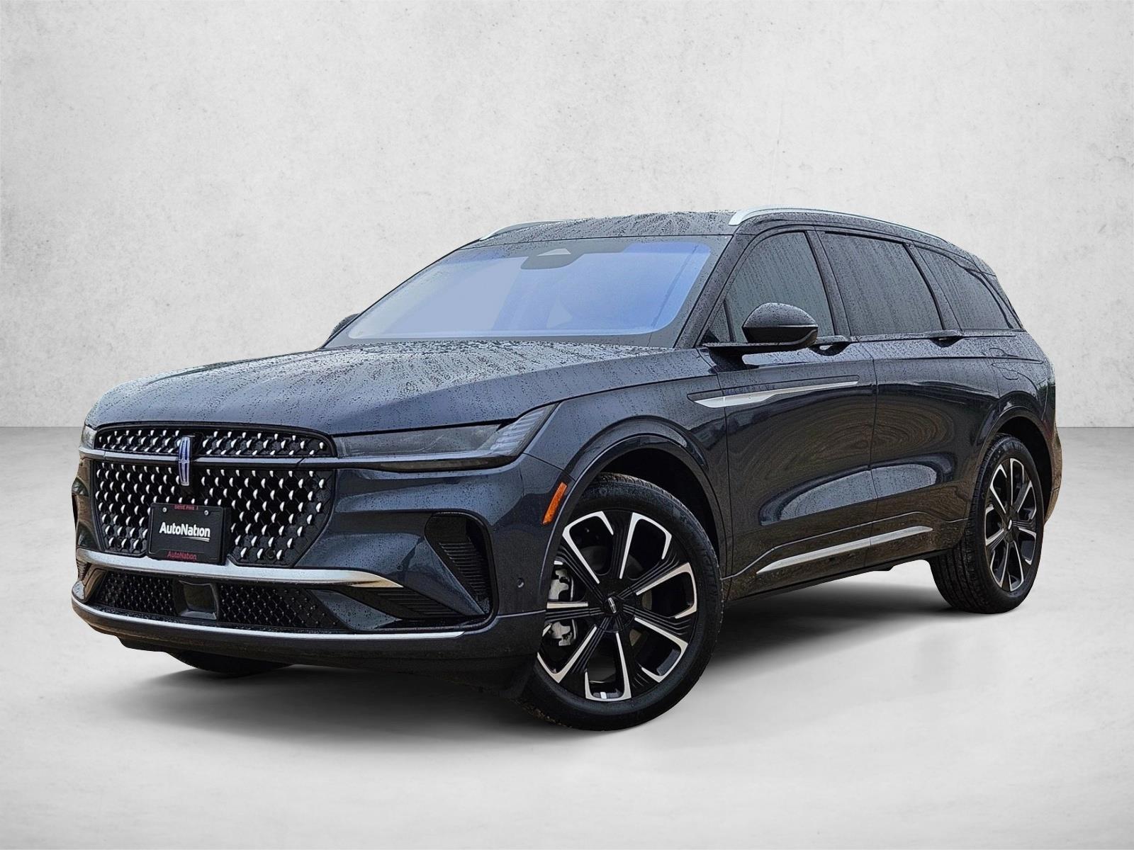 Thumbnail: 2024 Lincoln Nautilus - 1