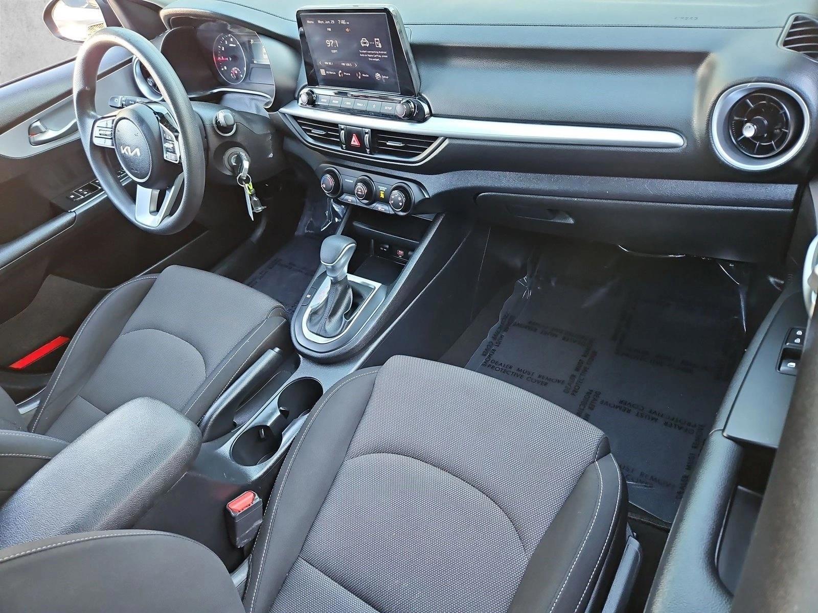 Thumbnail: 2024 Kia Forte - 5