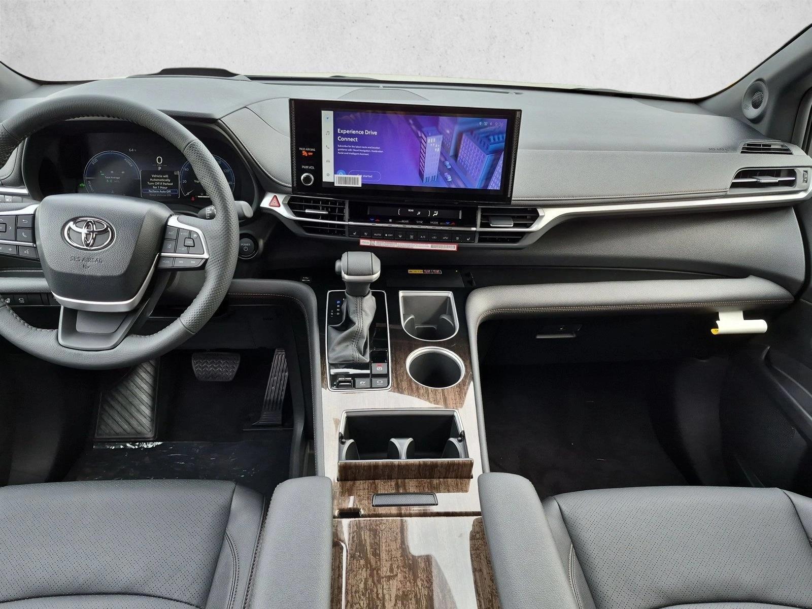 Thumbnail: 2026 Toyota Sienna - 3
