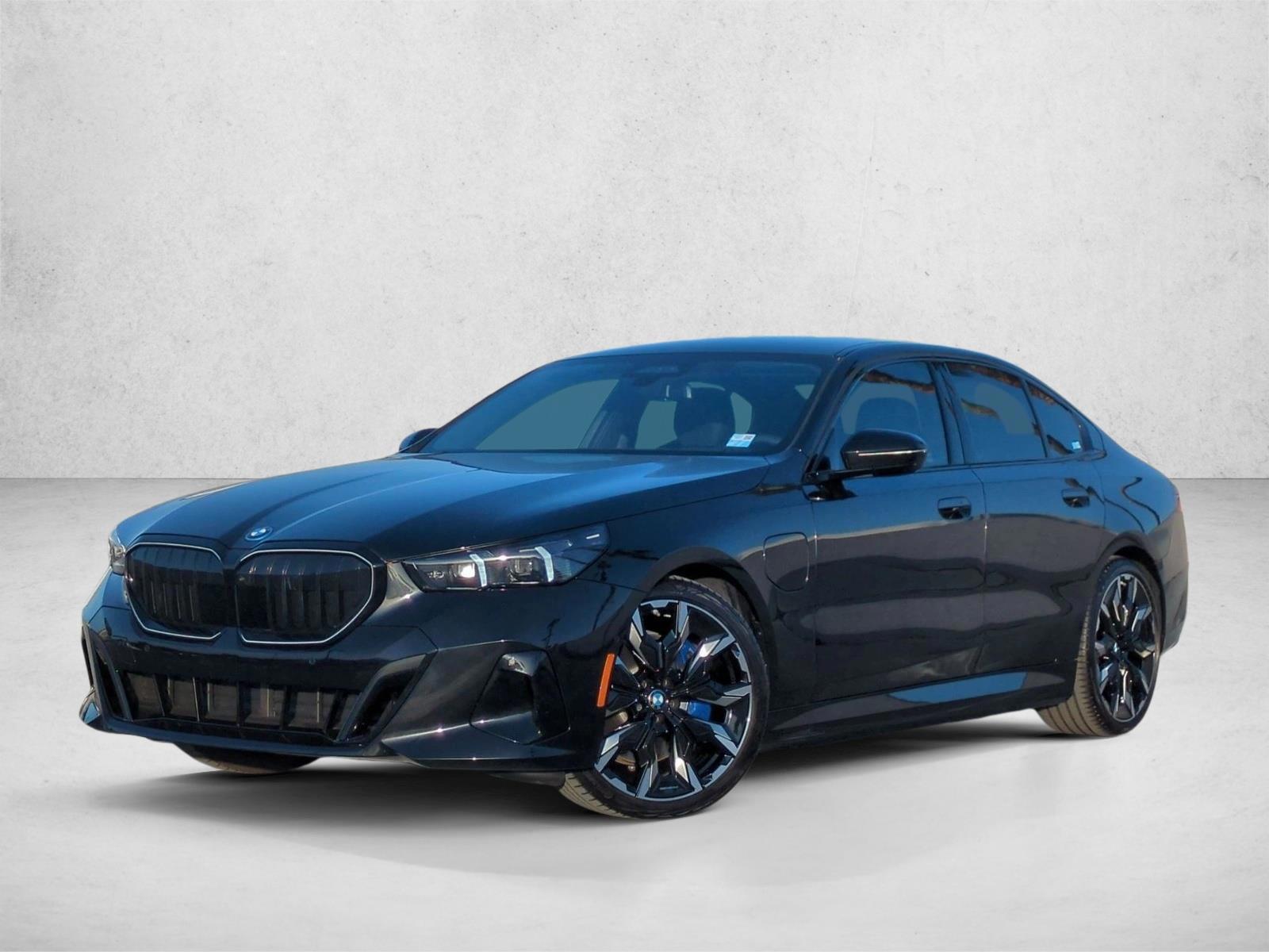 Thumbnail: 2026 BMW 5 Series - 1