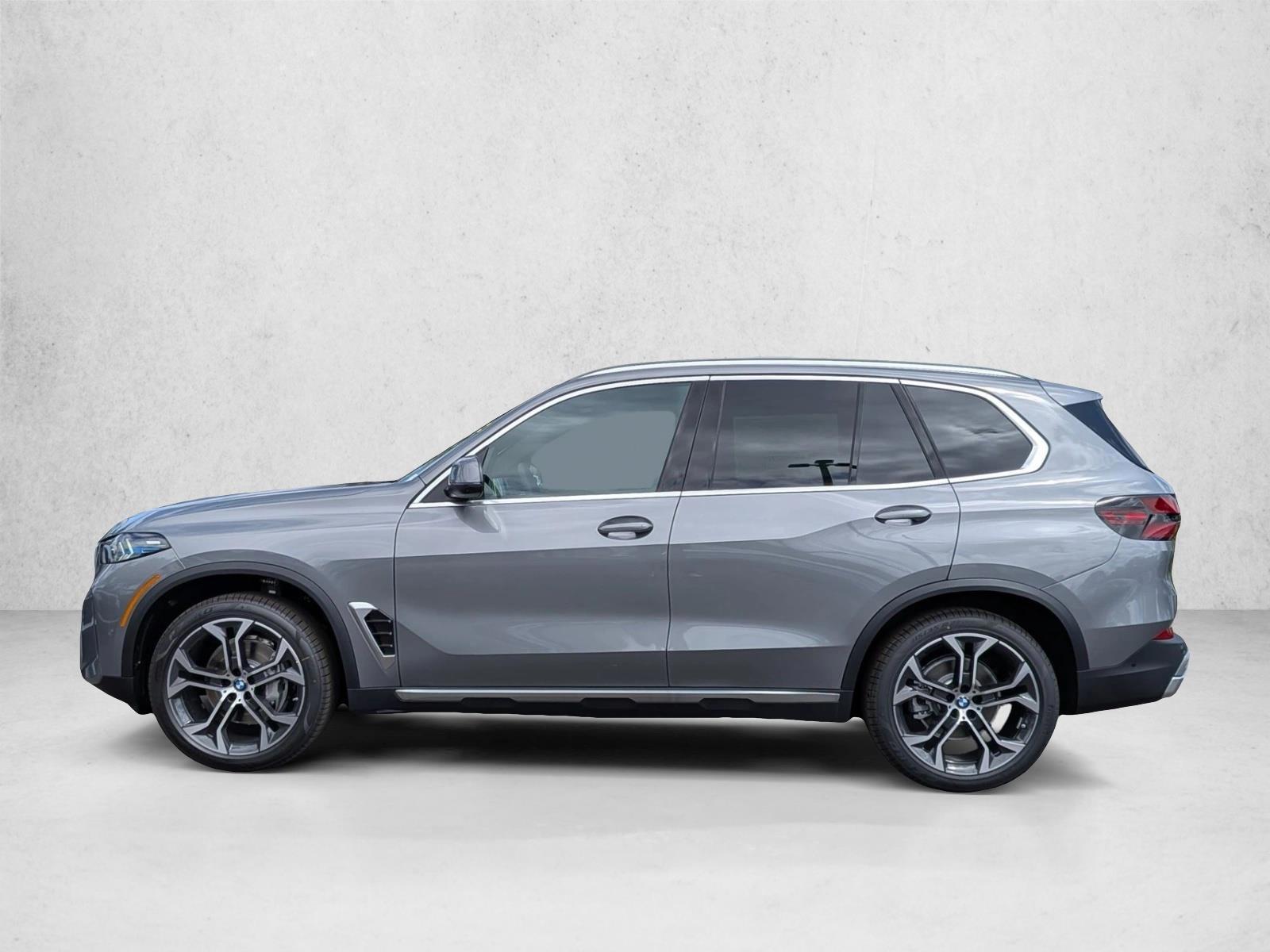 Thumbnail: 2026 BMW X5 - 2