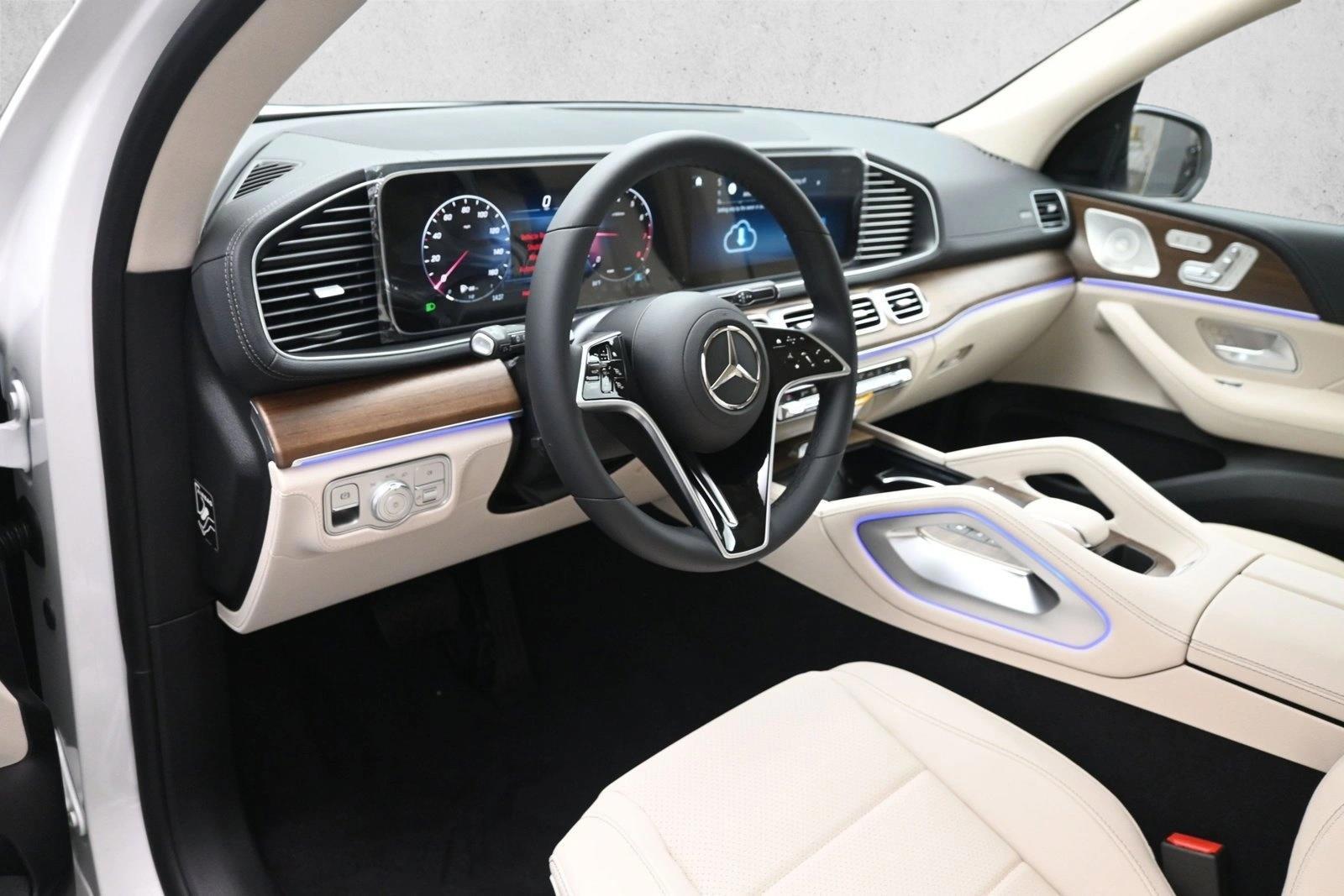 Thumbnail: 2026 Mercedes-Benz GLE - 3