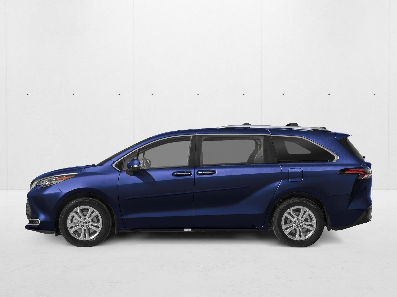 Thumbnail: 2026 Toyota Sienna - 2