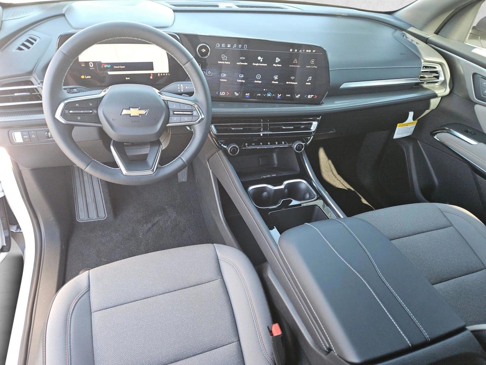 Thumbnail: 2026 Chevrolet Traverse - 3