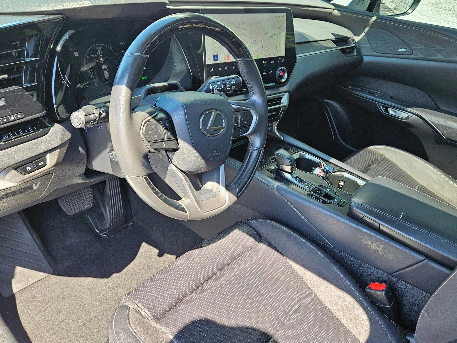 2023 Lexus RX Hybrid 350h - Photo 10