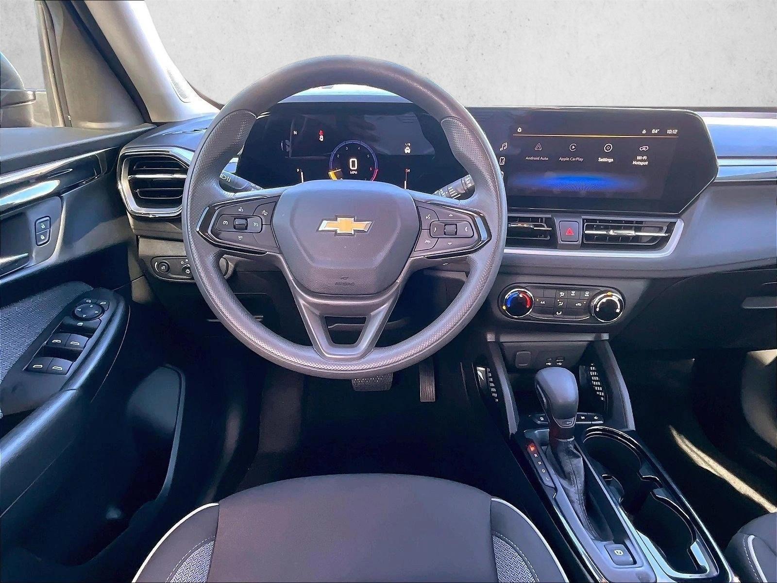 Thumbnail: 2026 Chevrolet TrailBlazer - 3