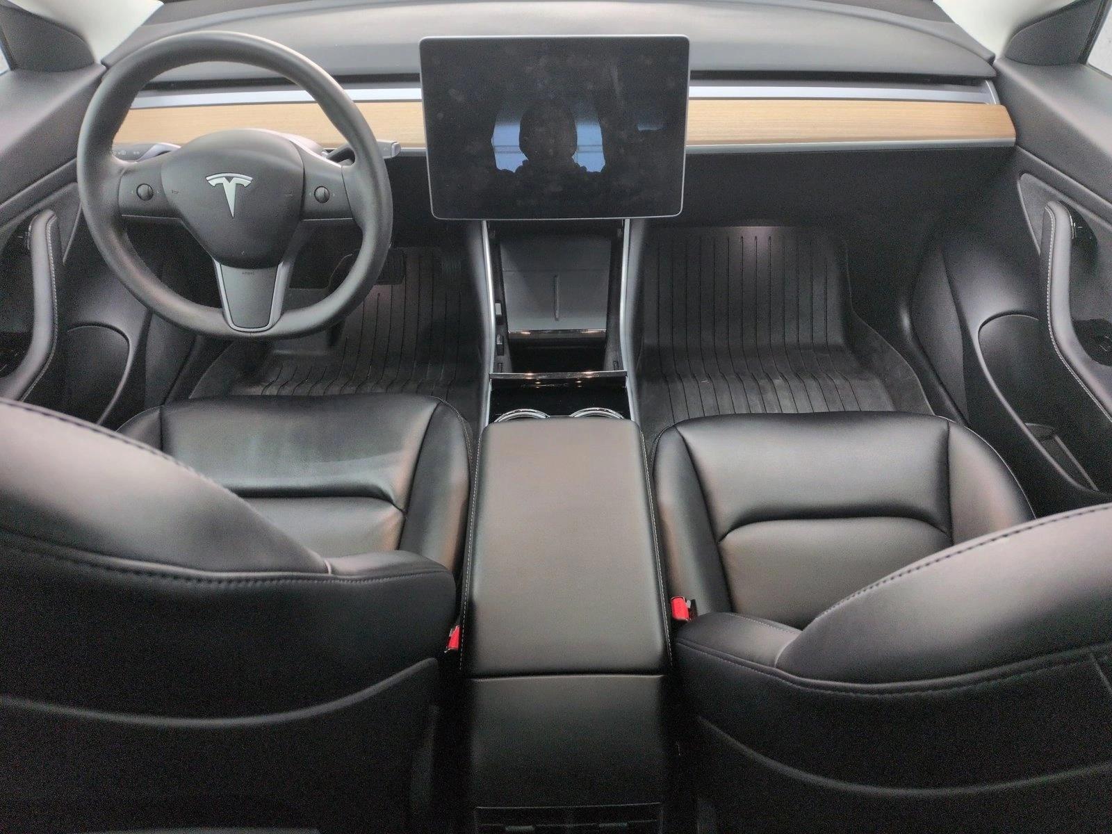 Thumbnail: 2020 Tesla Model 3 - 3