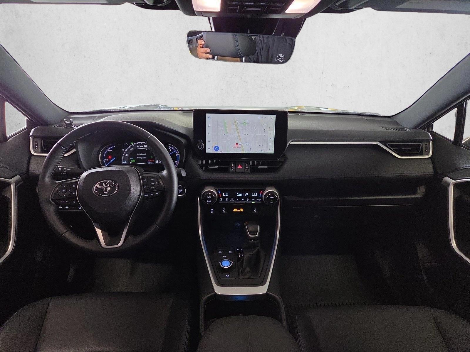 Thumbnail: 2025 Toyota RAV4 - 4