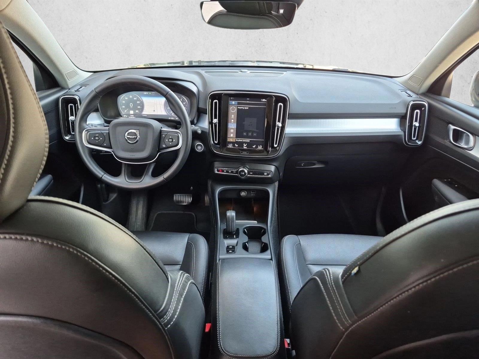 Thumbnail: 2021 Volvo XC40 - 4