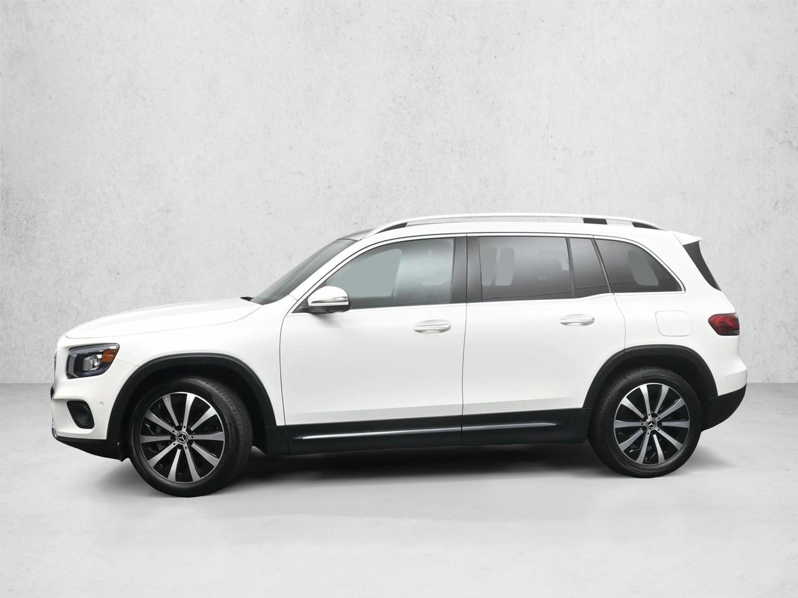 Thumbnail: 2023 Mercedes-Benz GLB - 2