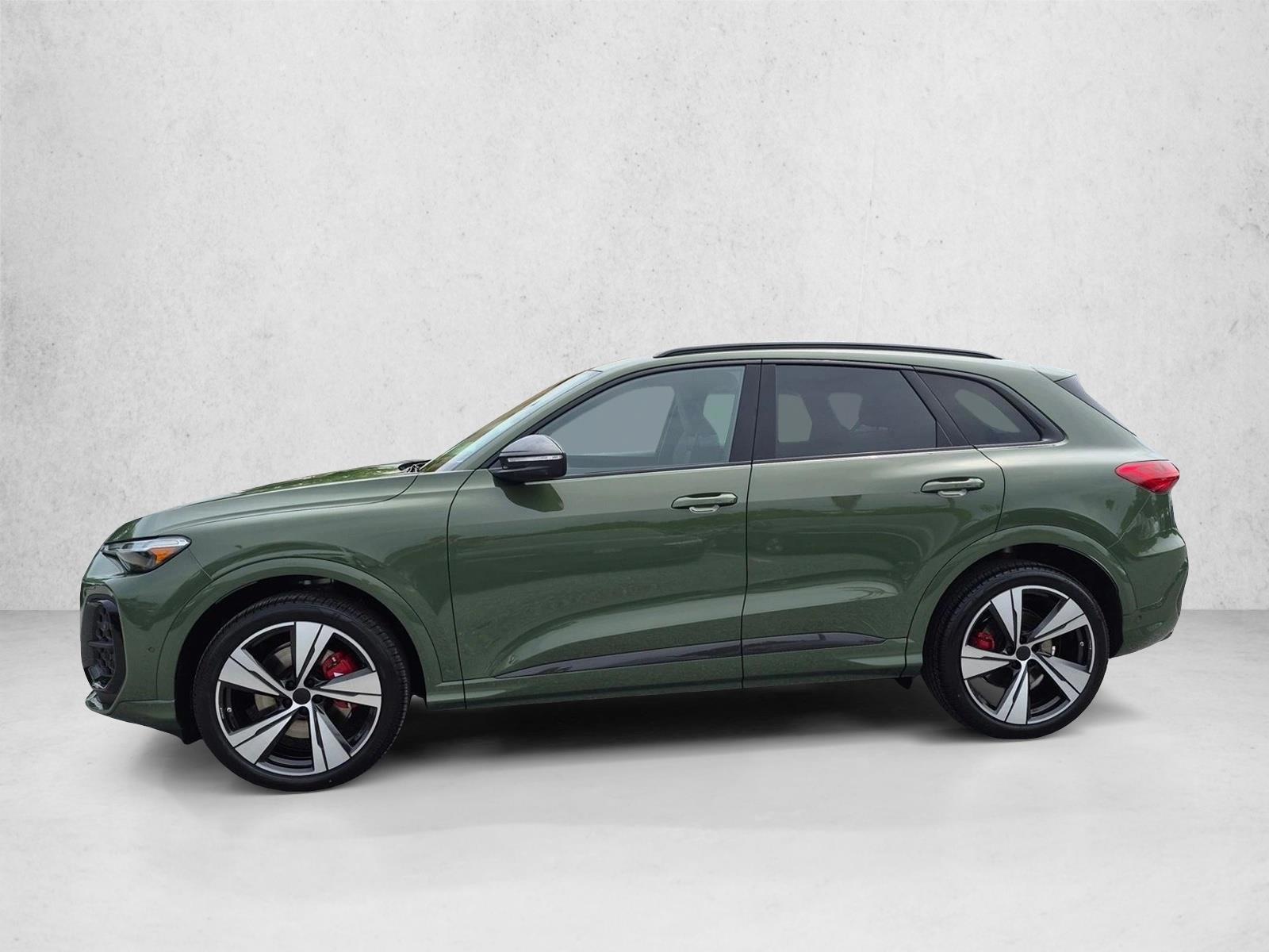 Thumbnail: 2026 Audi SQ5 - 2