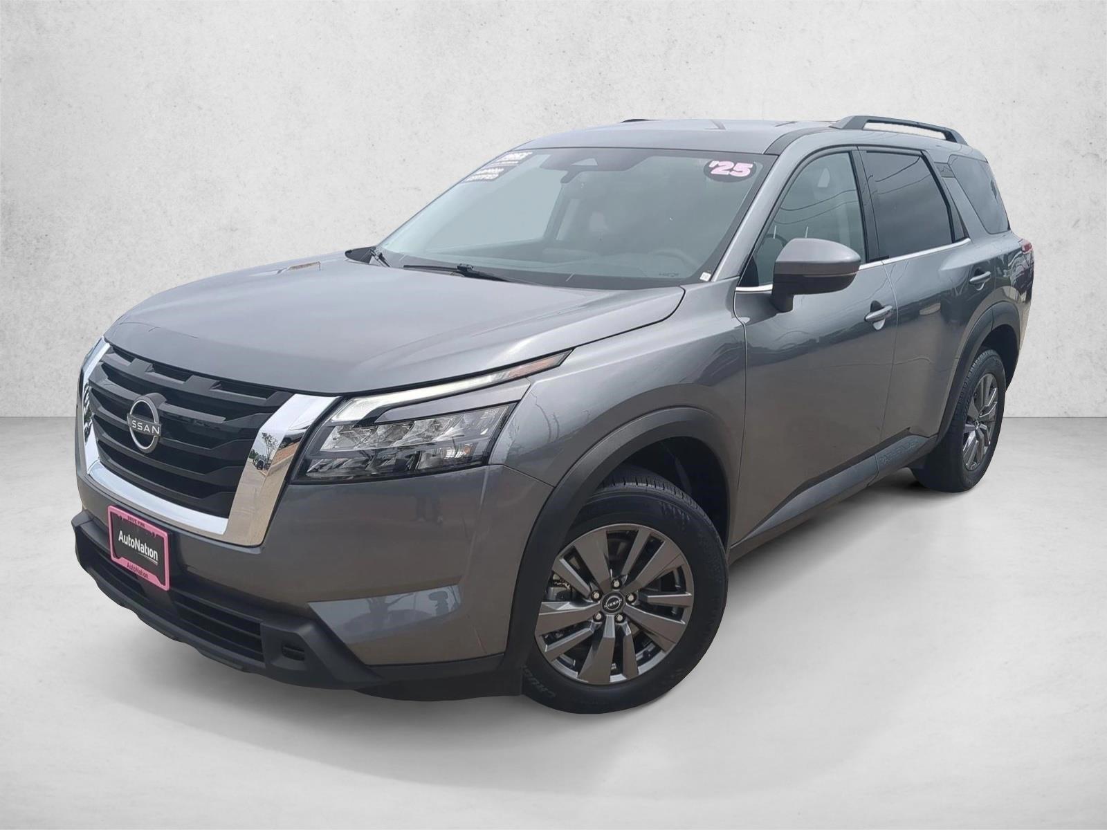 Thumbnail: 2025 Nissan Pathfinder - 1