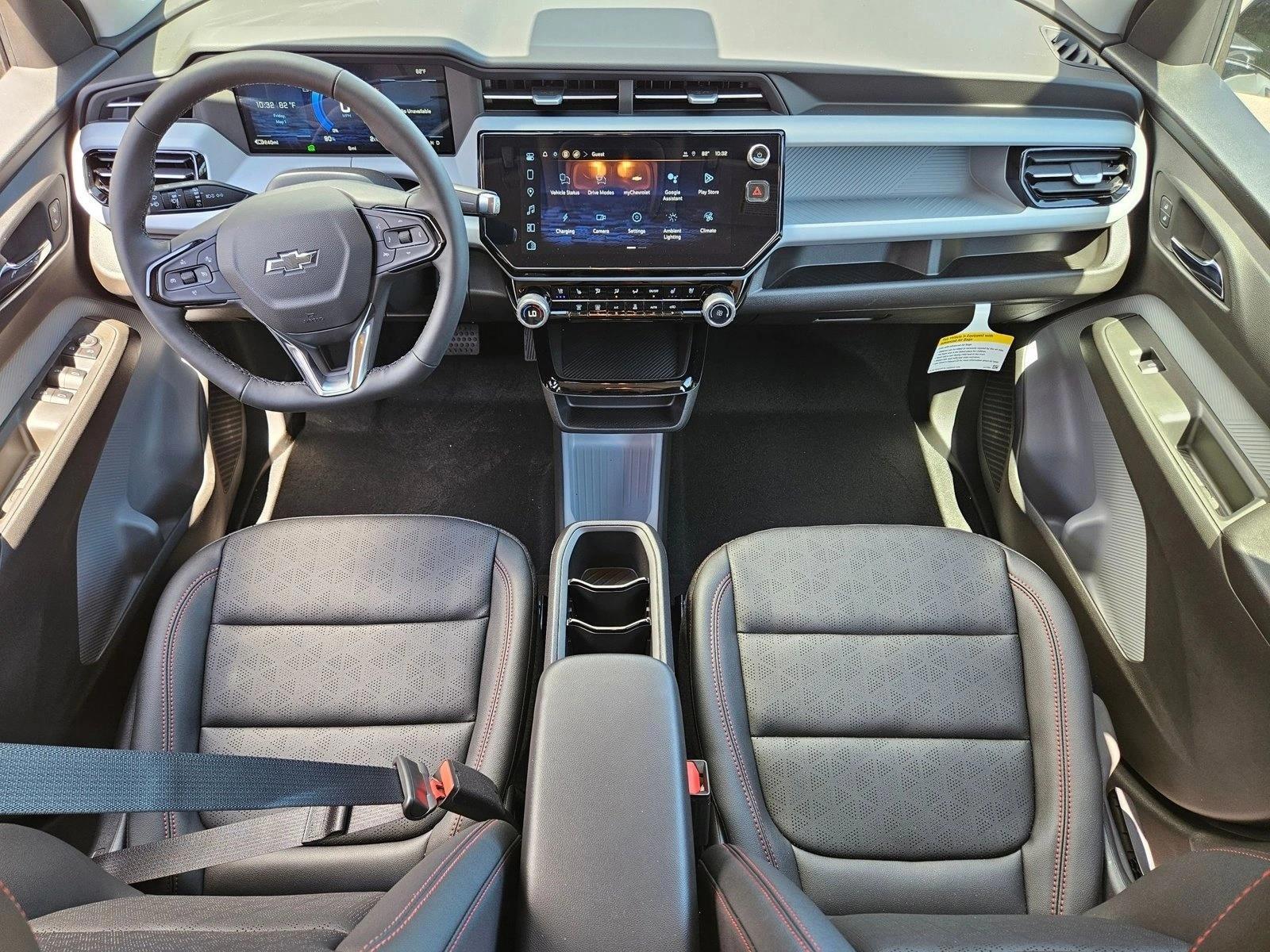 Thumbnail: 2027 Chevrolet Bolt EV - 4