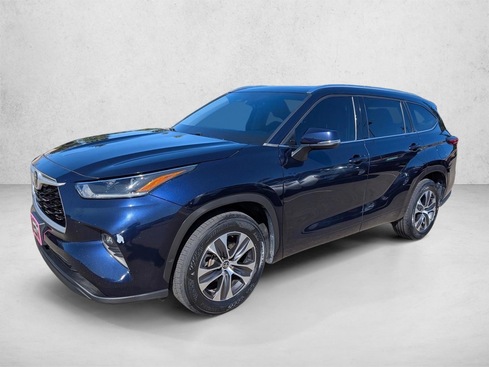 Thumbnail: 2021 Toyota Highlander - 1