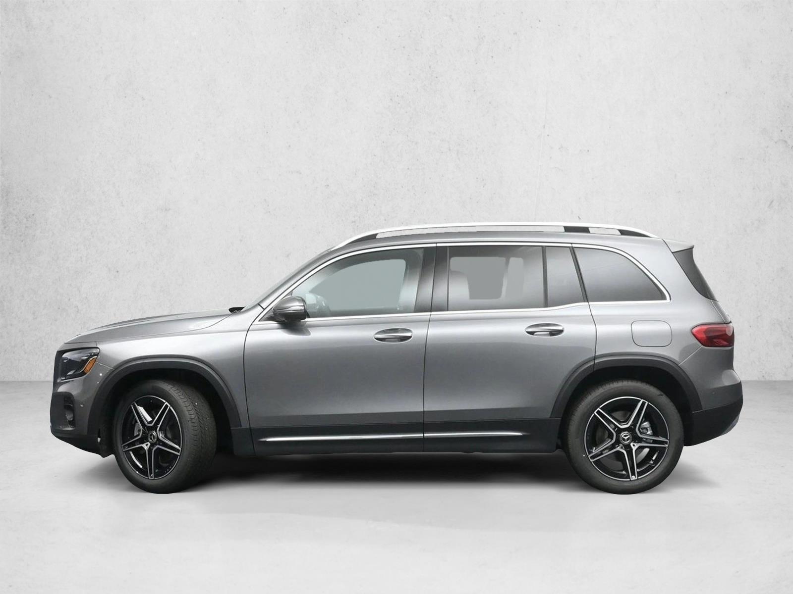 Thumbnail: 2026 Mercedes-Benz GLB - 2