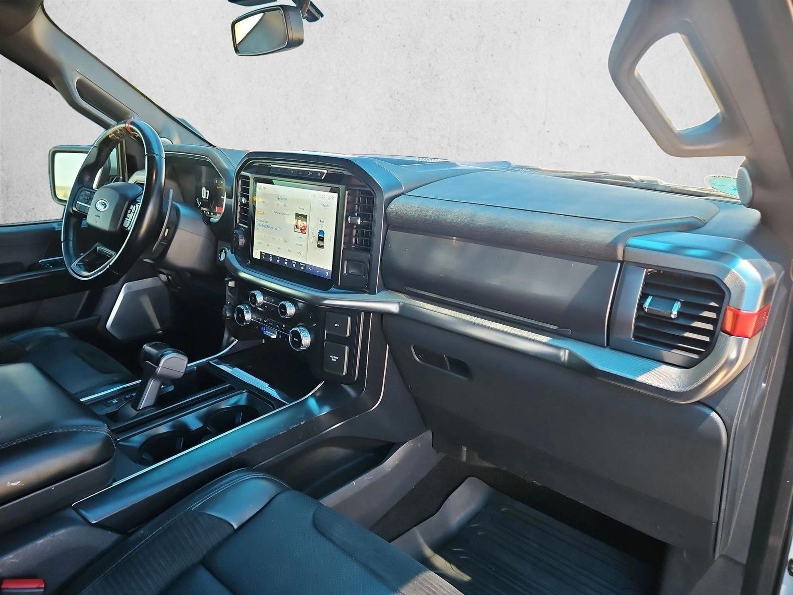 2023 Ford F-150 Raptor - Photo 27