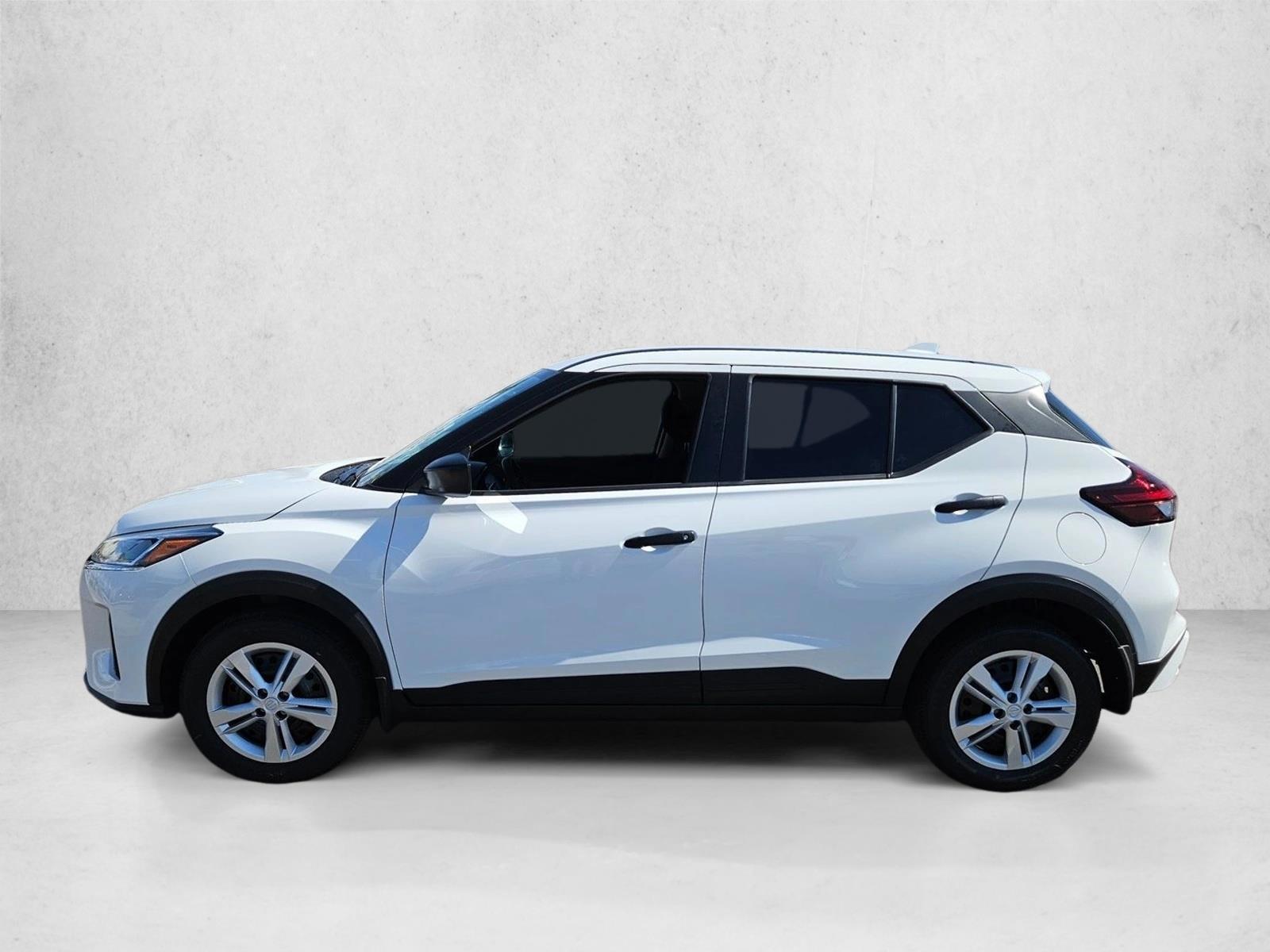 Thumbnail: 2025 Nissan Kicks - 2