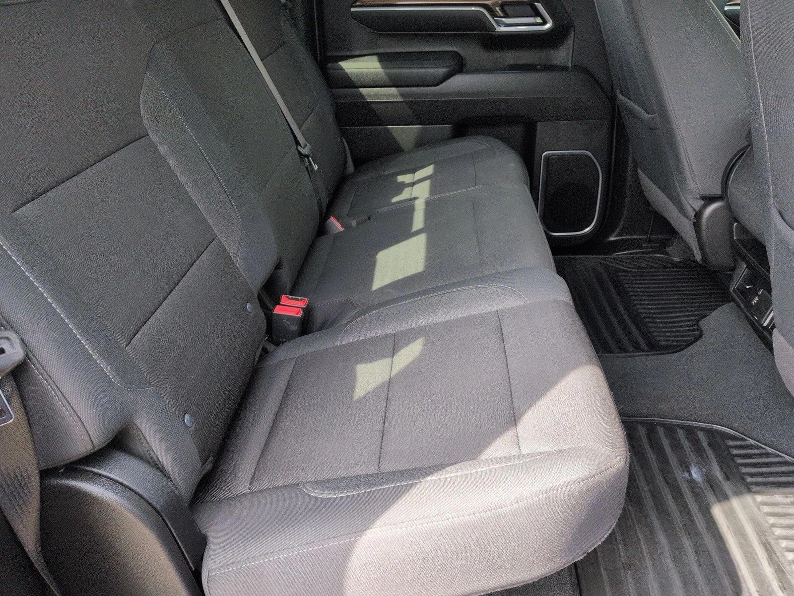 2025 Chevrolet Silverado 1500 LT - Photo 27