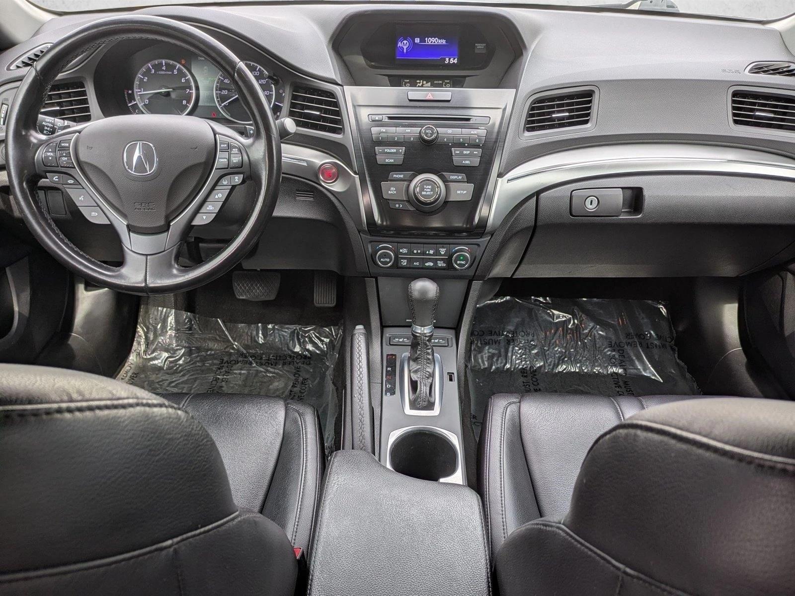 Thumbnail: 2020 Acura ILX - 3