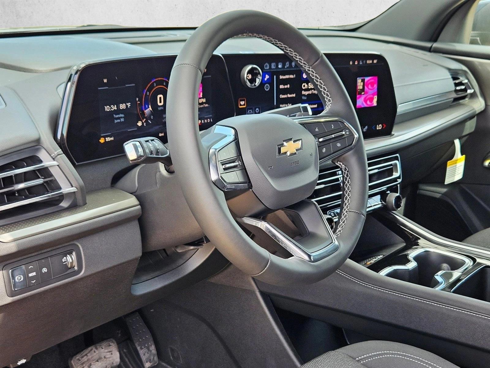Thumbnail: 2026 Chevrolet Traverse - 3