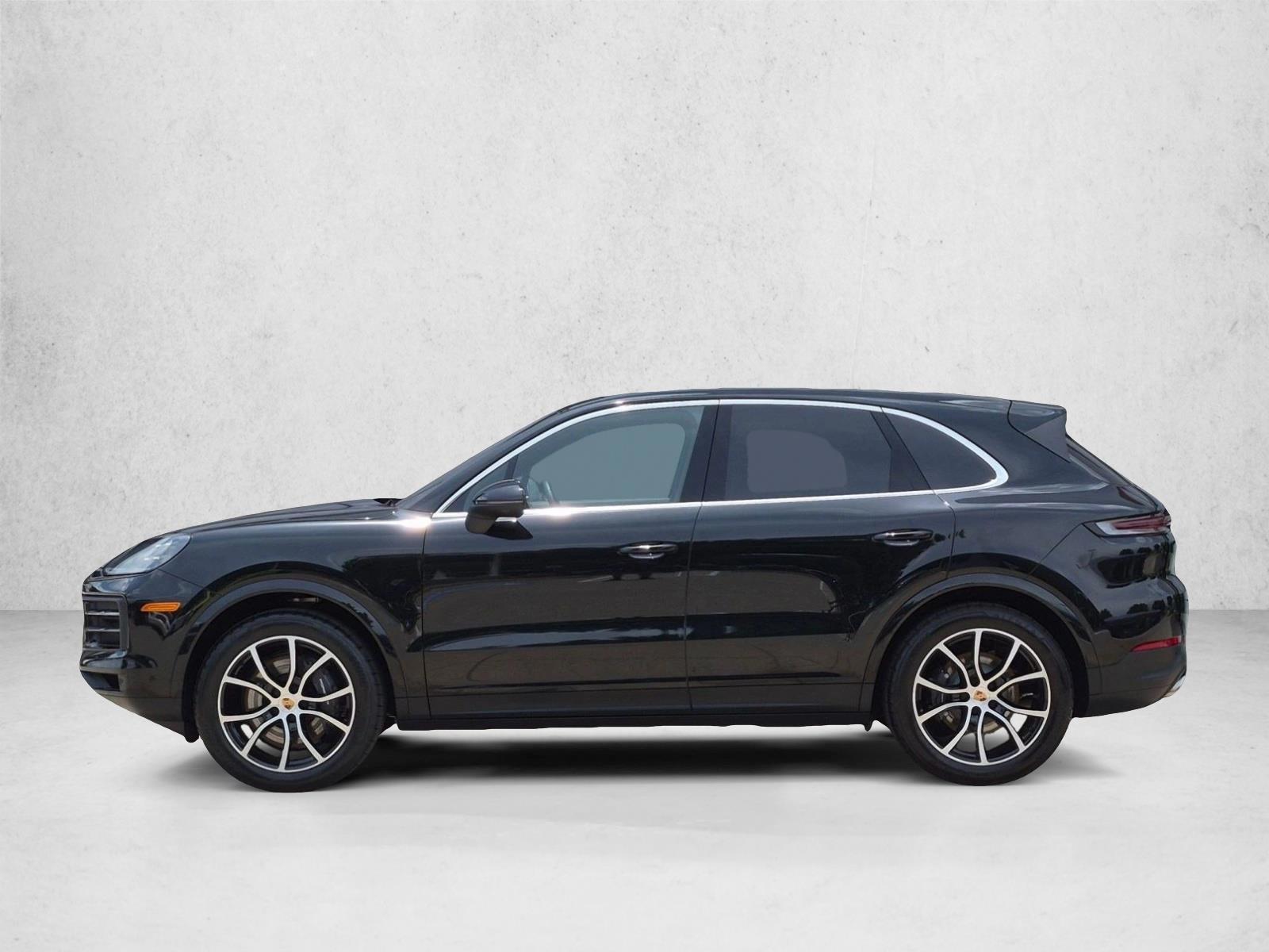 Thumbnail: 2026 Porsche Cayenne - 2