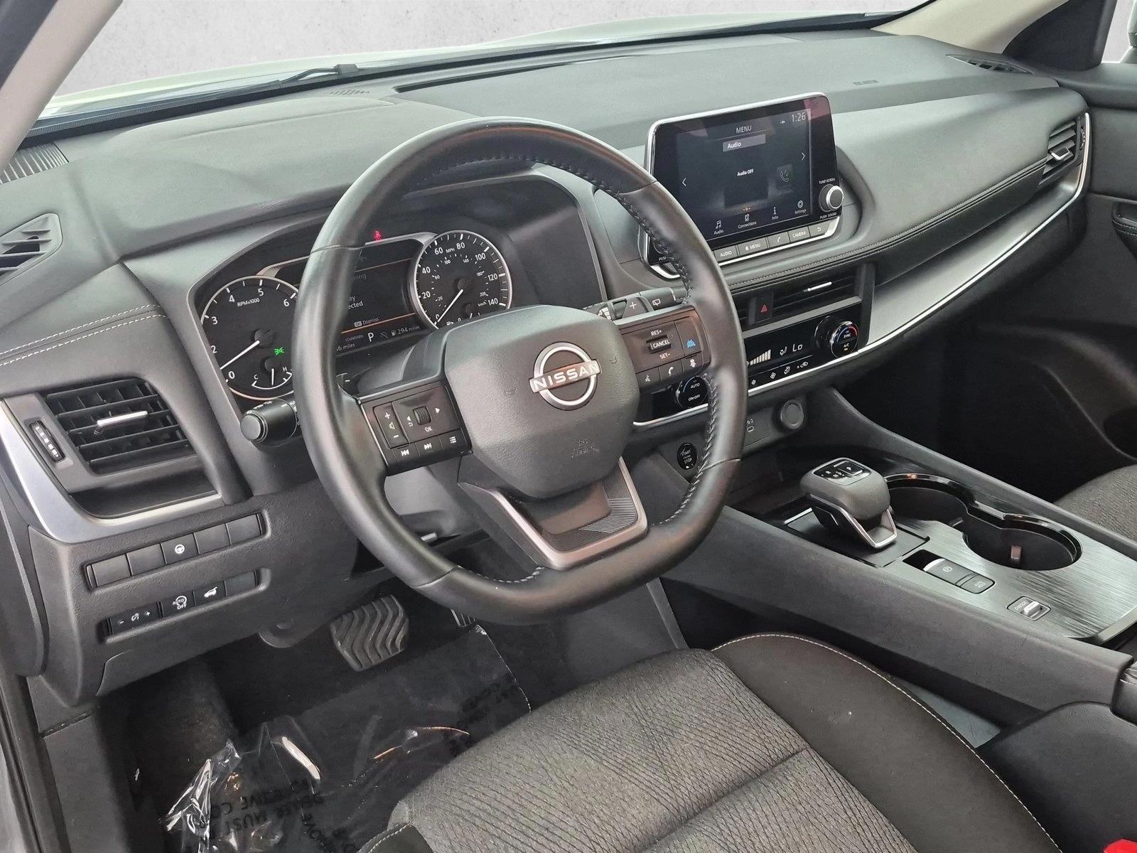 2025 Nissan Rogue SV - Photo 10