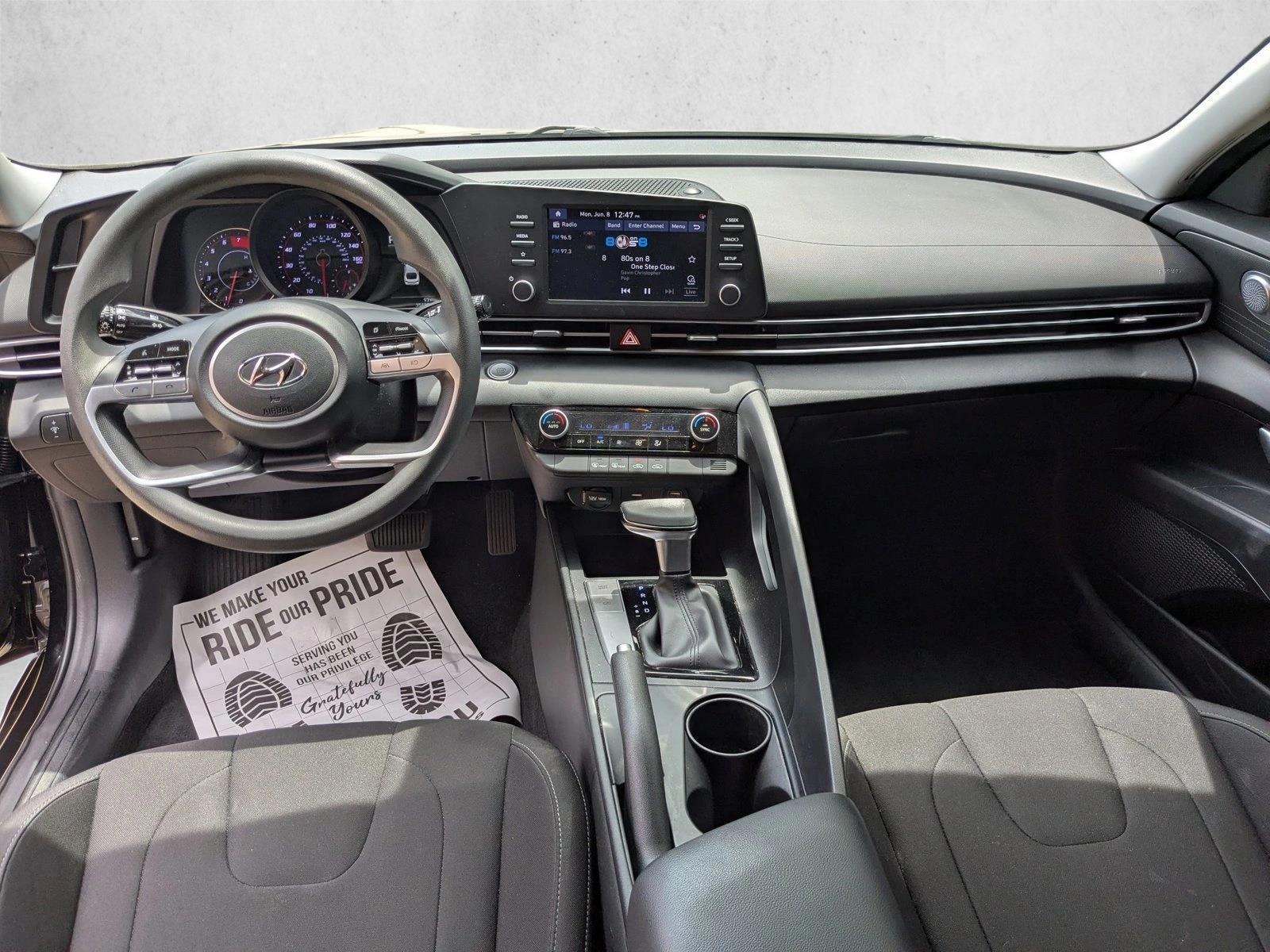 Thumbnail: 2023 Hyundai Elantra - 3