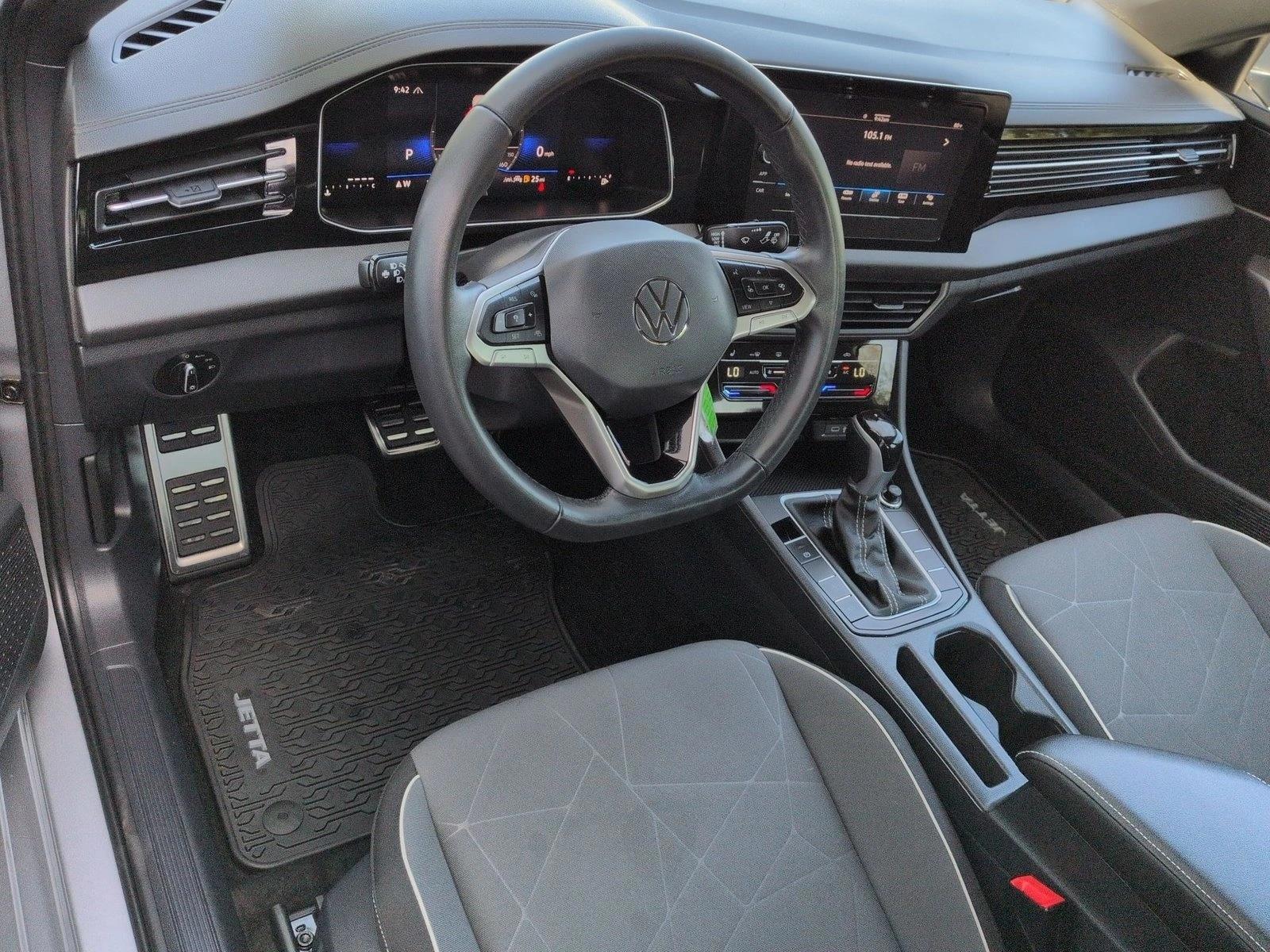 Thumbnail: 2026 Volkswagen Jetta - 4