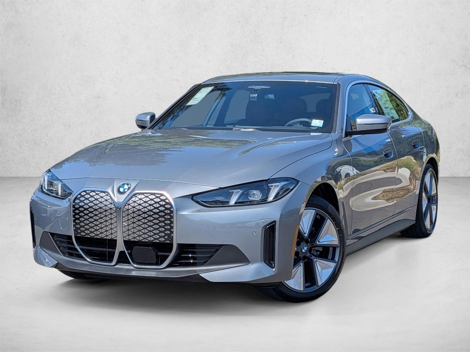 Thumbnail: 2026 BMW i4 - 1
