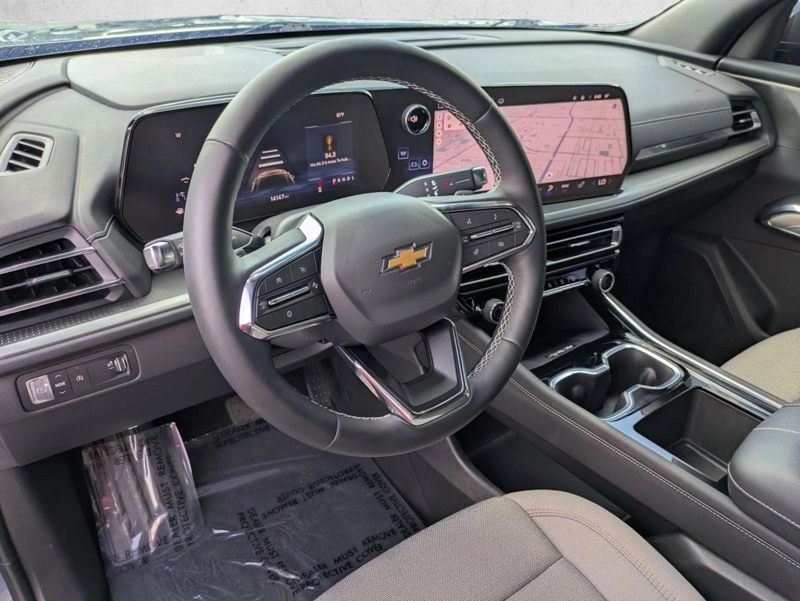Thumbnail: 2025 Chevrolet Traverse - 3