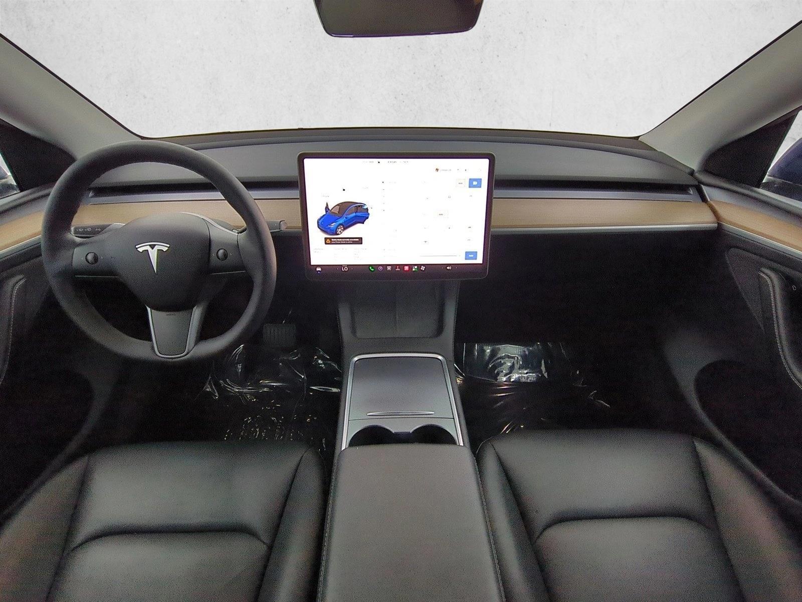 Thumbnail: 2023 Tesla Model Y - 4