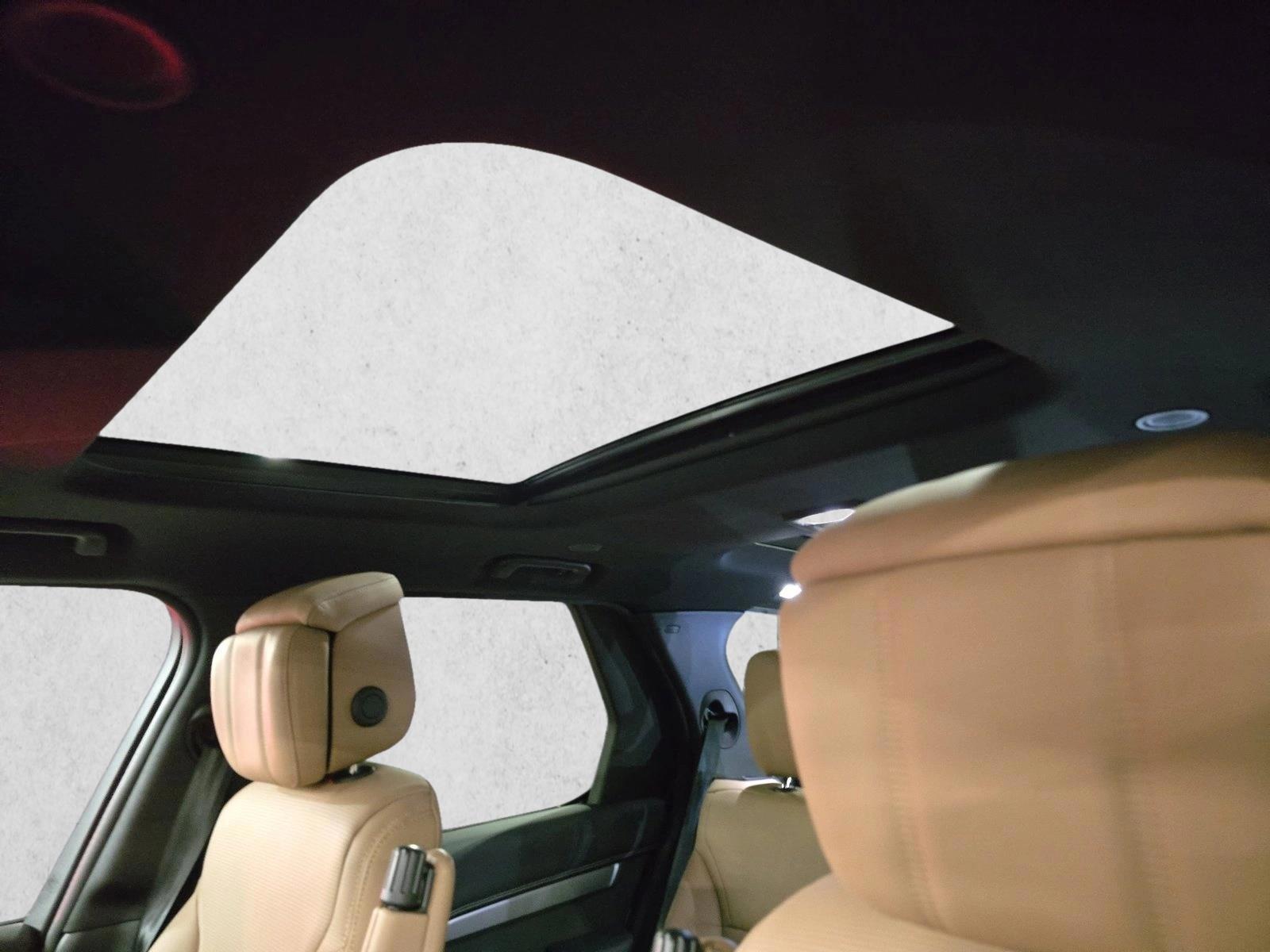 2025 Land Rover Discovery Dynamic SE - Photo 30