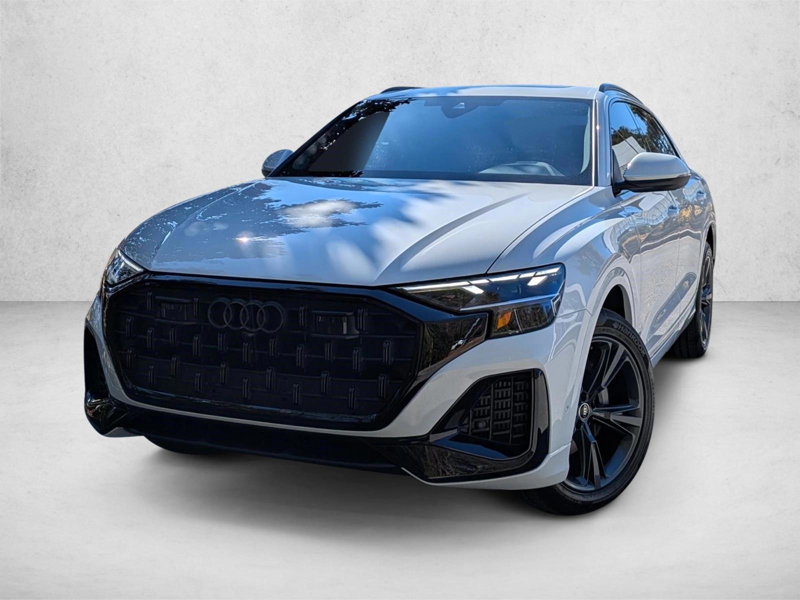 Thumbnail: 2026 Audi Q8 - 1