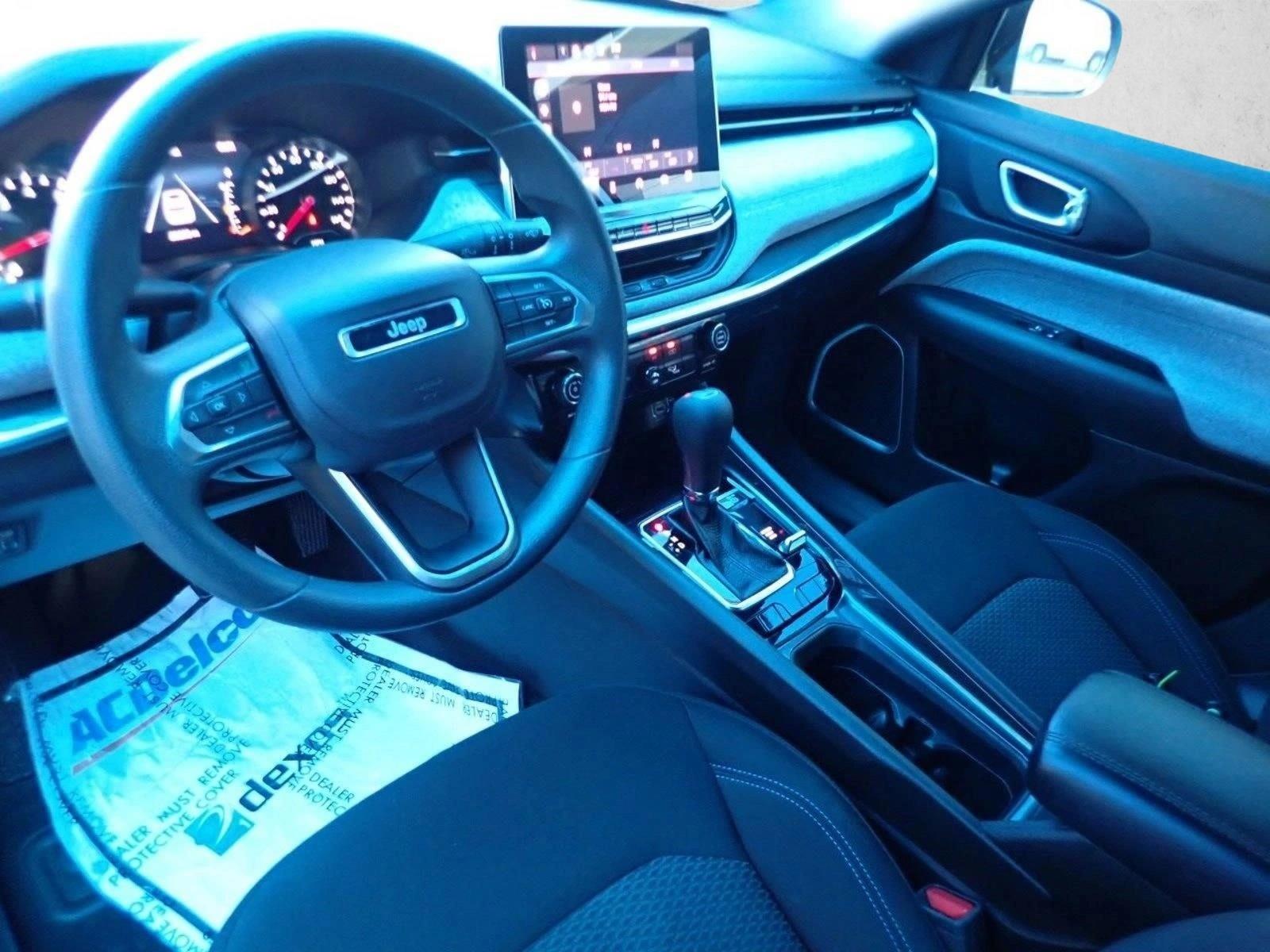 Thumbnail: 2024 Jeep Compass - 3