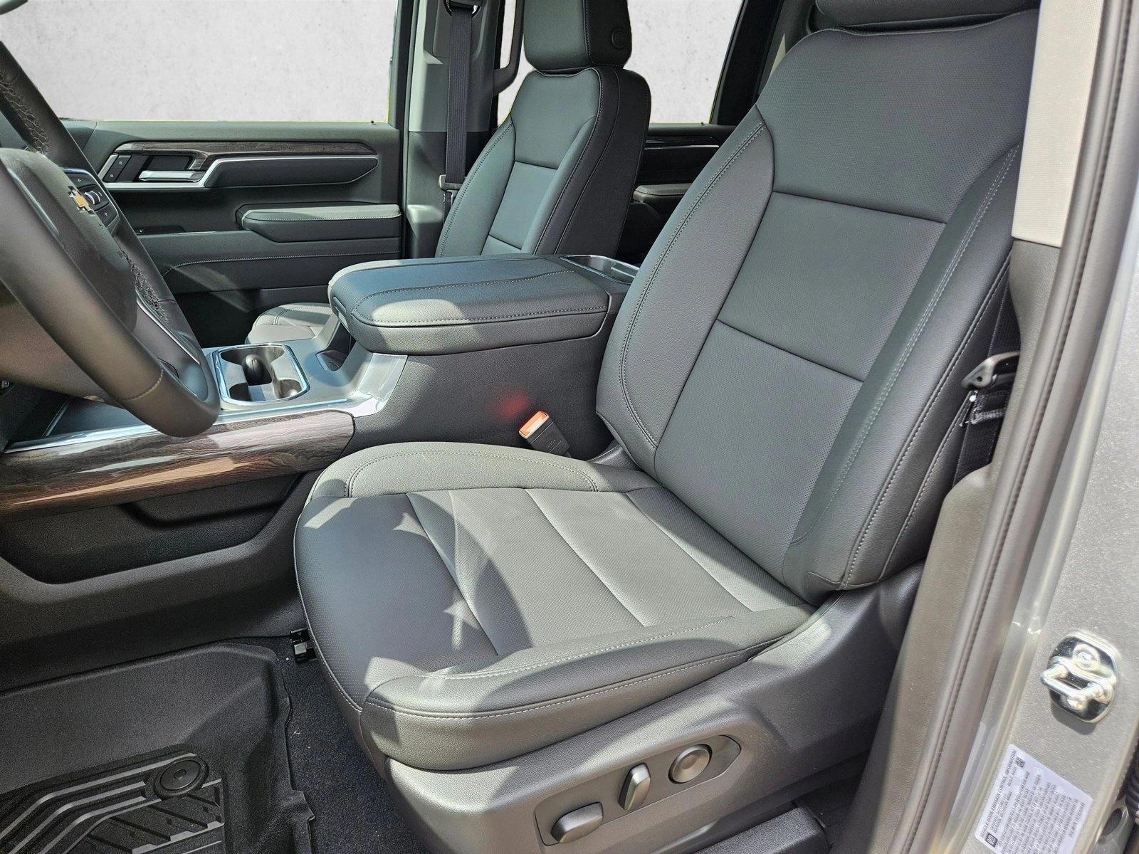 Thumbnail: 2026 Chevrolet Silverado 2500 - 4