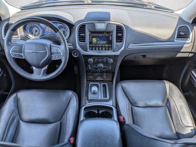 2019 Chrysler 300