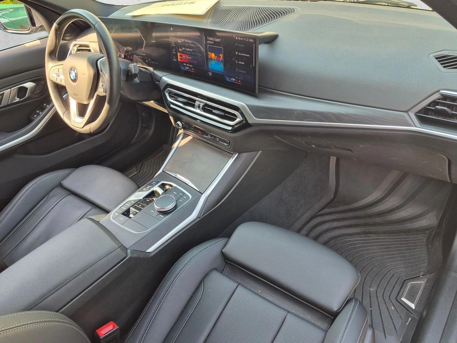 2023 BMW 3 Series 330i - Photo 21