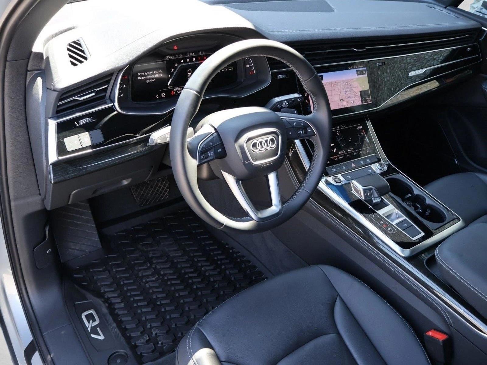 Thumbnail: 2026 Audi Q7 - 3