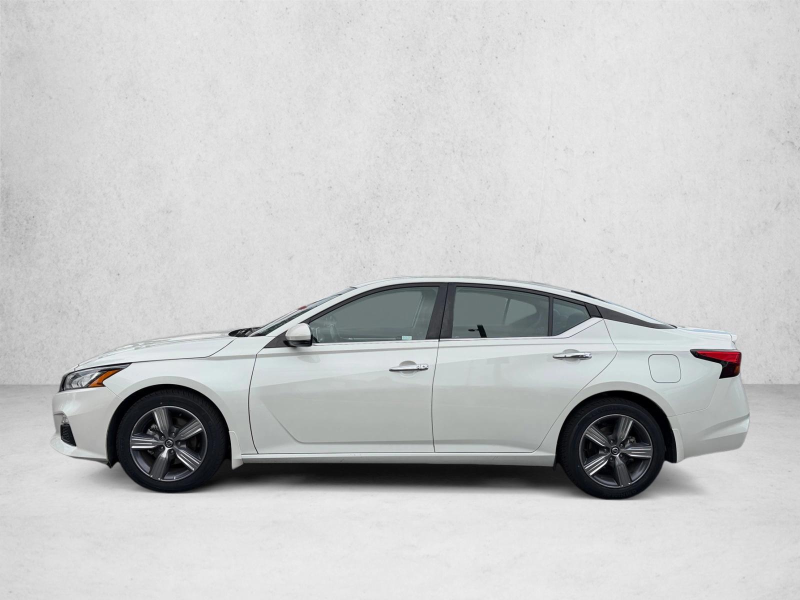 Thumbnail: 2022 Nissan Altima - 2