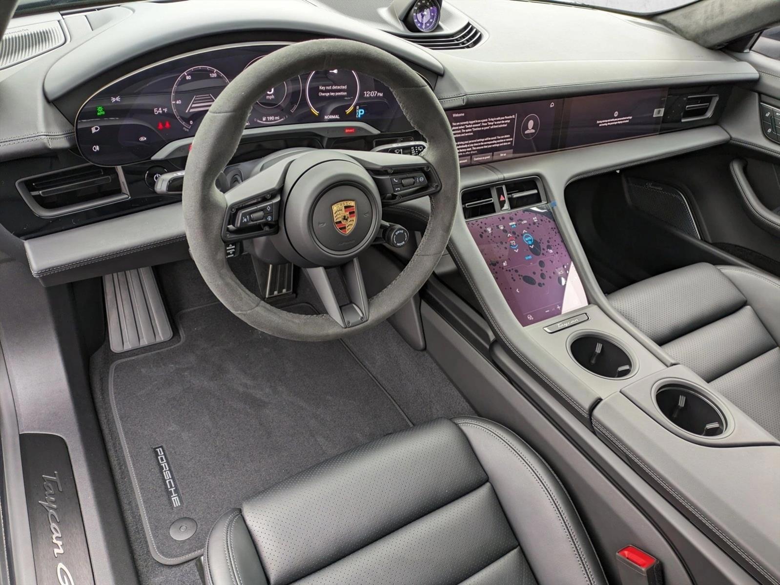 Thumbnail: 2023 Porsche Taycan - 3
